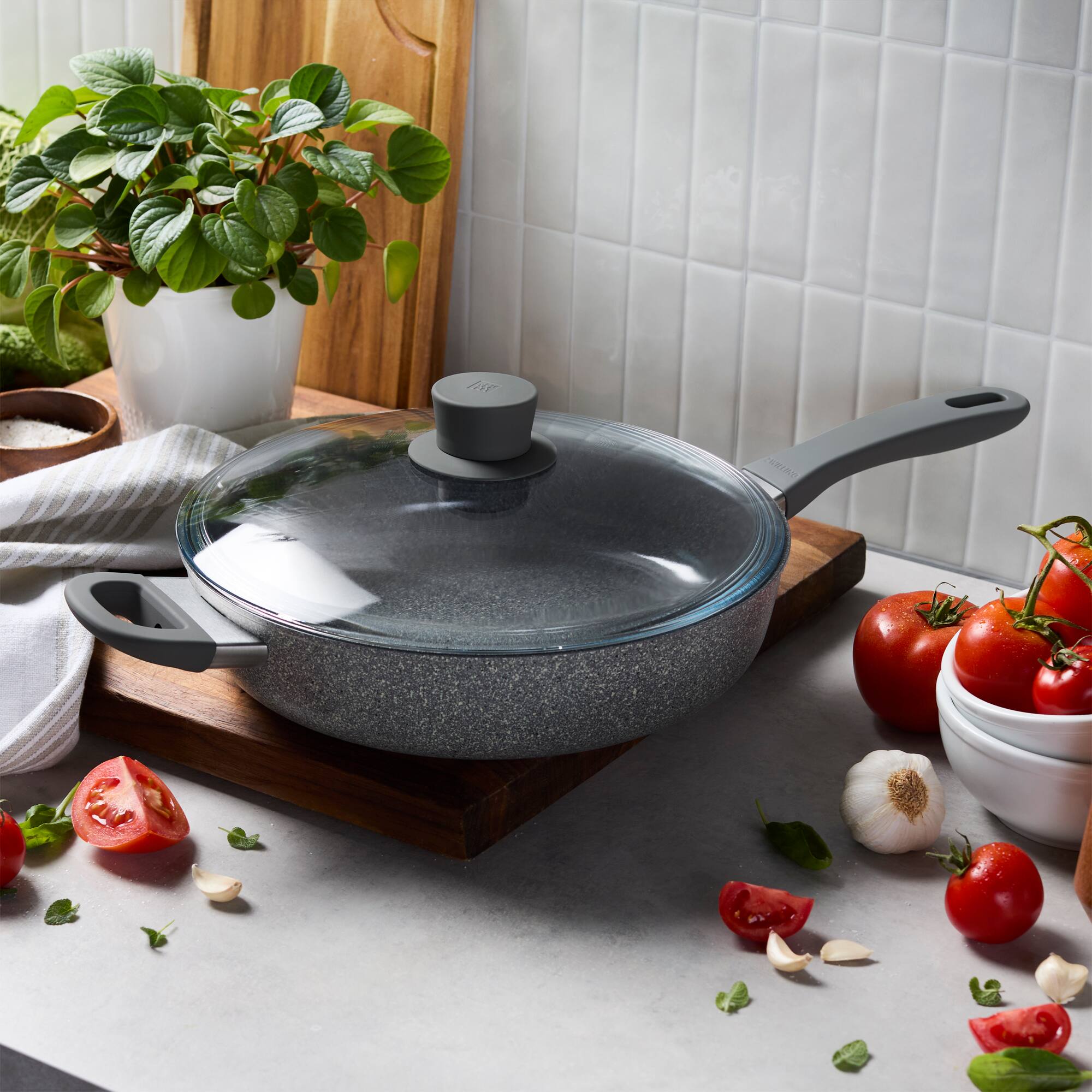 The text on the image reads: "lie ARVAS GDE"