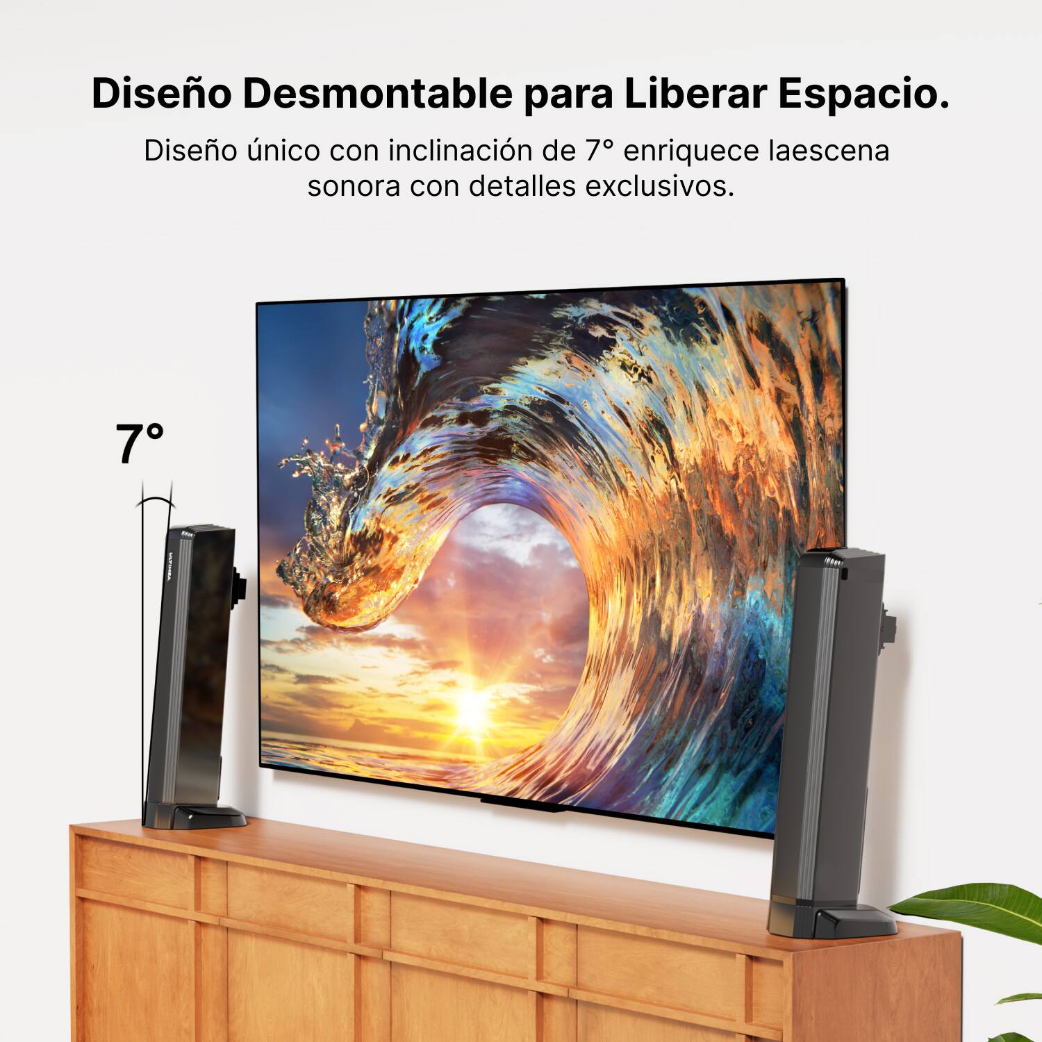 Diseño Desmontable para Liberar Espacio.

Diseño único con inclinación de 7° enriquece la escena sonora con detalles exclusivos.