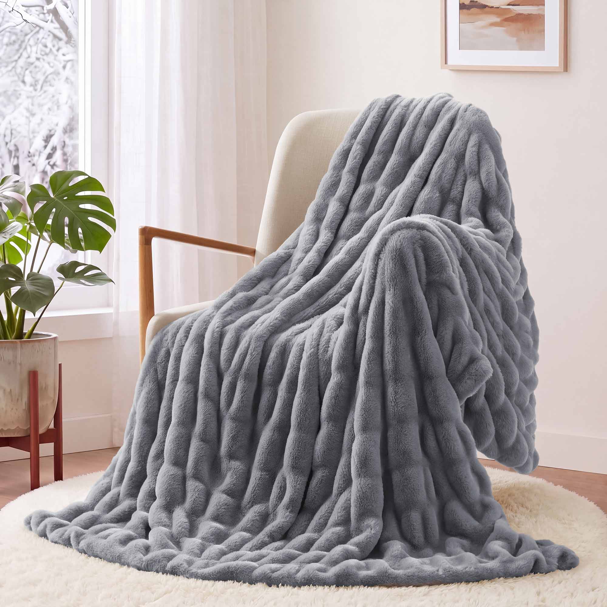 Peace Nest Soft Solid Color Faux Rabbit Fur Bubble Texture Throw ...