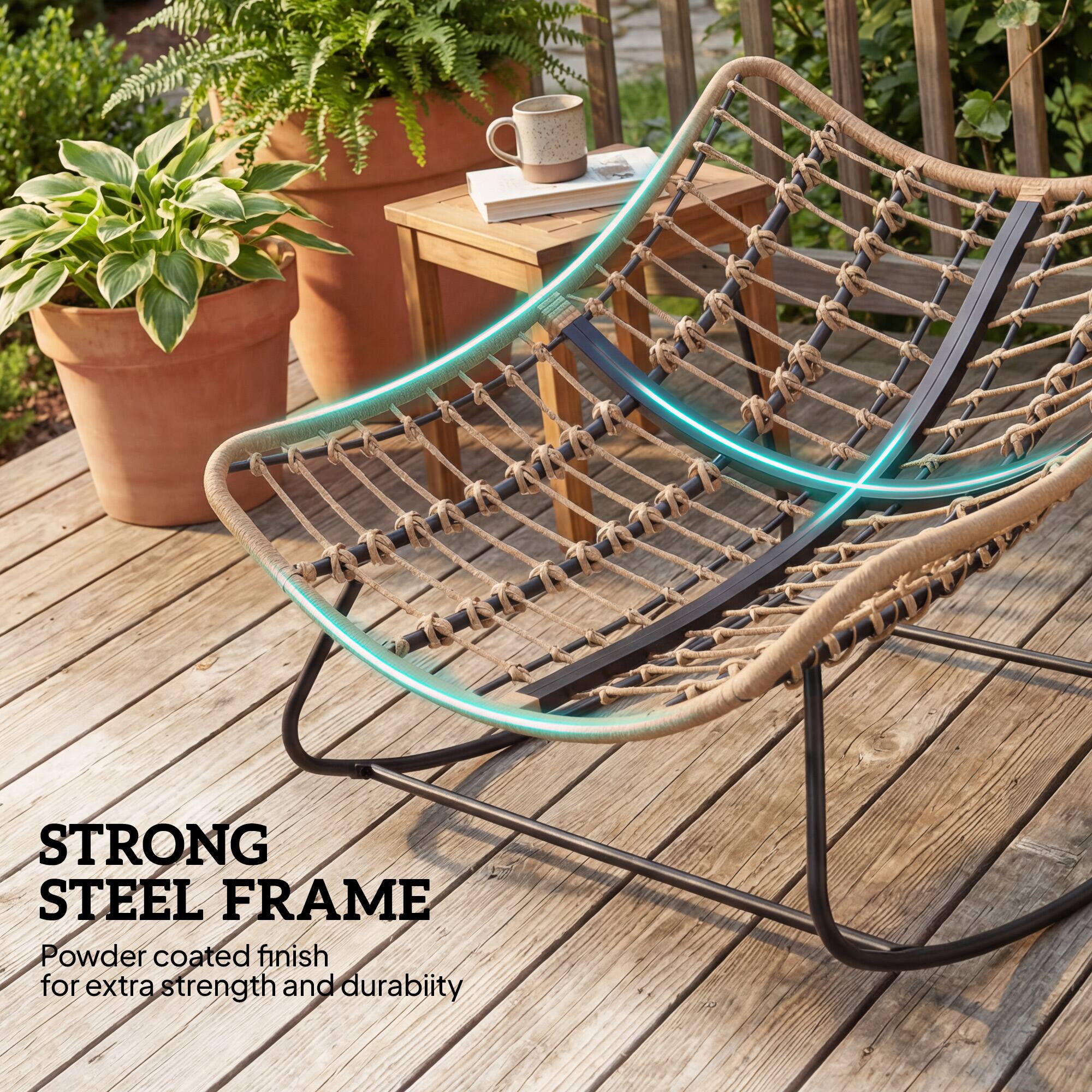 STRONG STEEL FRAME  
Powder coated finish for extra strength and durability
