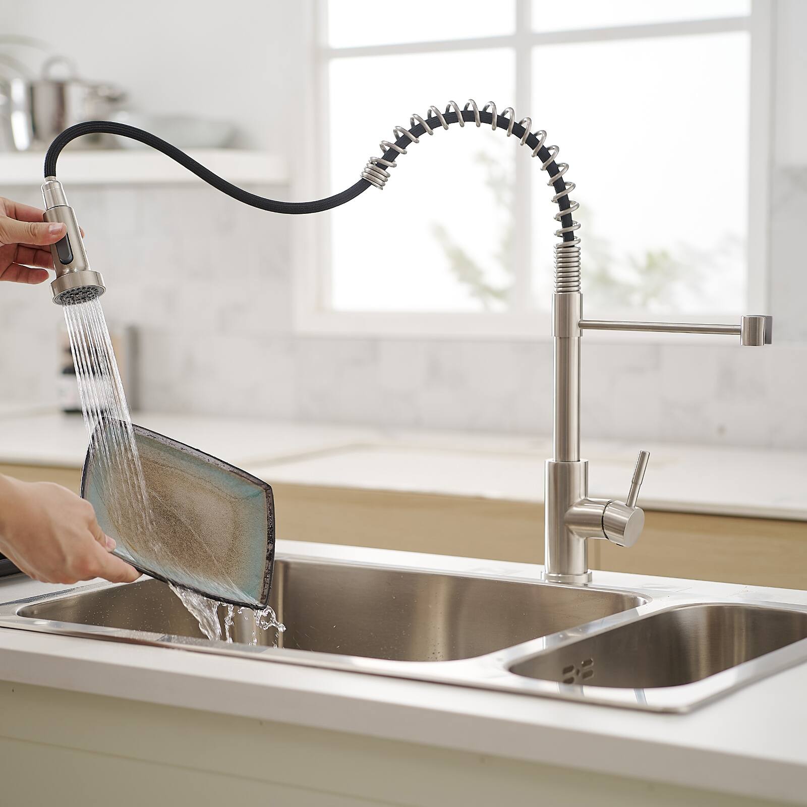 Left. APRILSOUL - Commercial Brushed Nickel Kitchen Faucet with Pull Out Sprayer Single Handle Single Lever Kitchen Sink Faucet - Brushed Nickel.