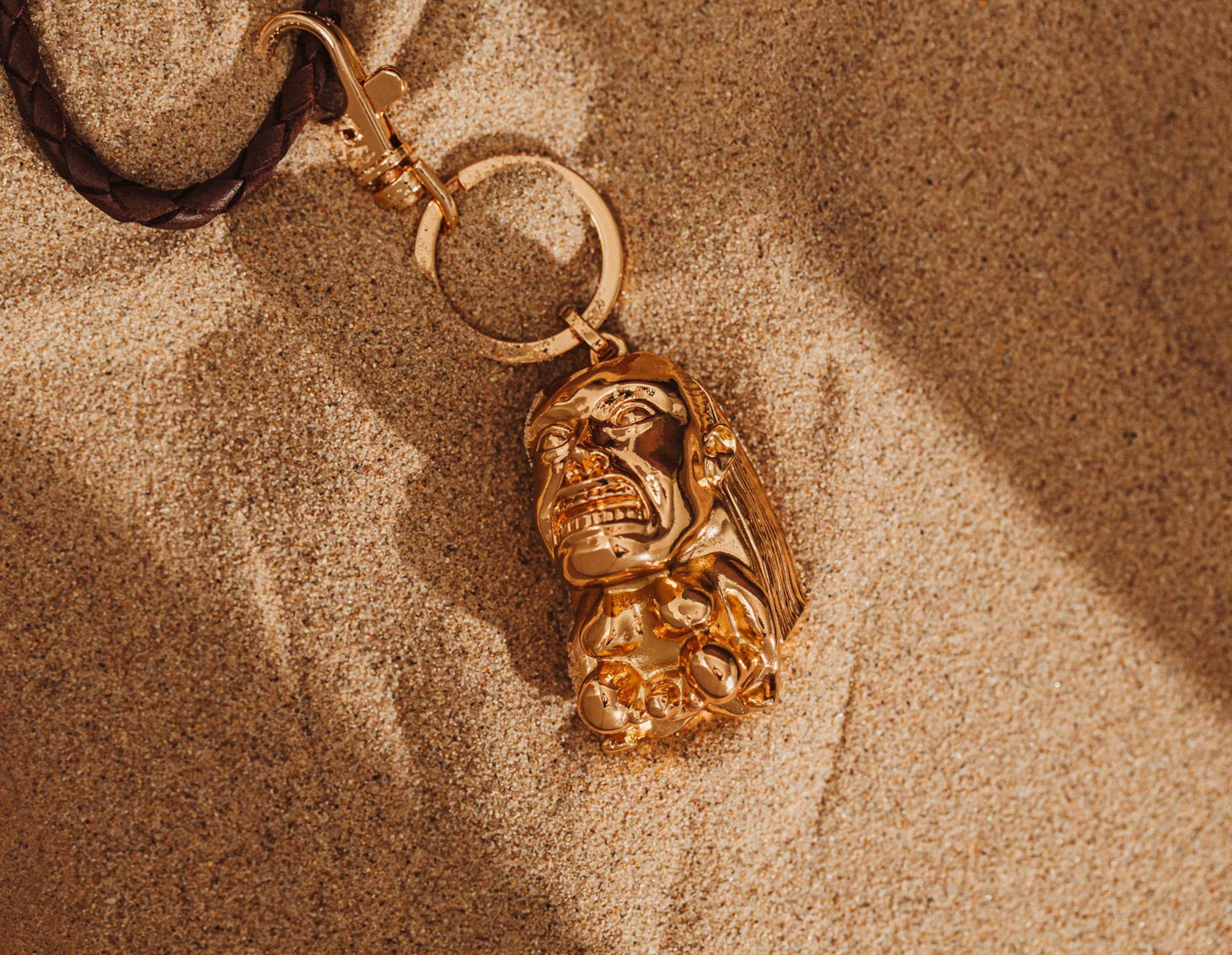 Alt View 5. SalesOne LLC - Indiana Jones and The Raiders Of The Lost Ark Golden Idol 3D Metal Keychain - Gold.