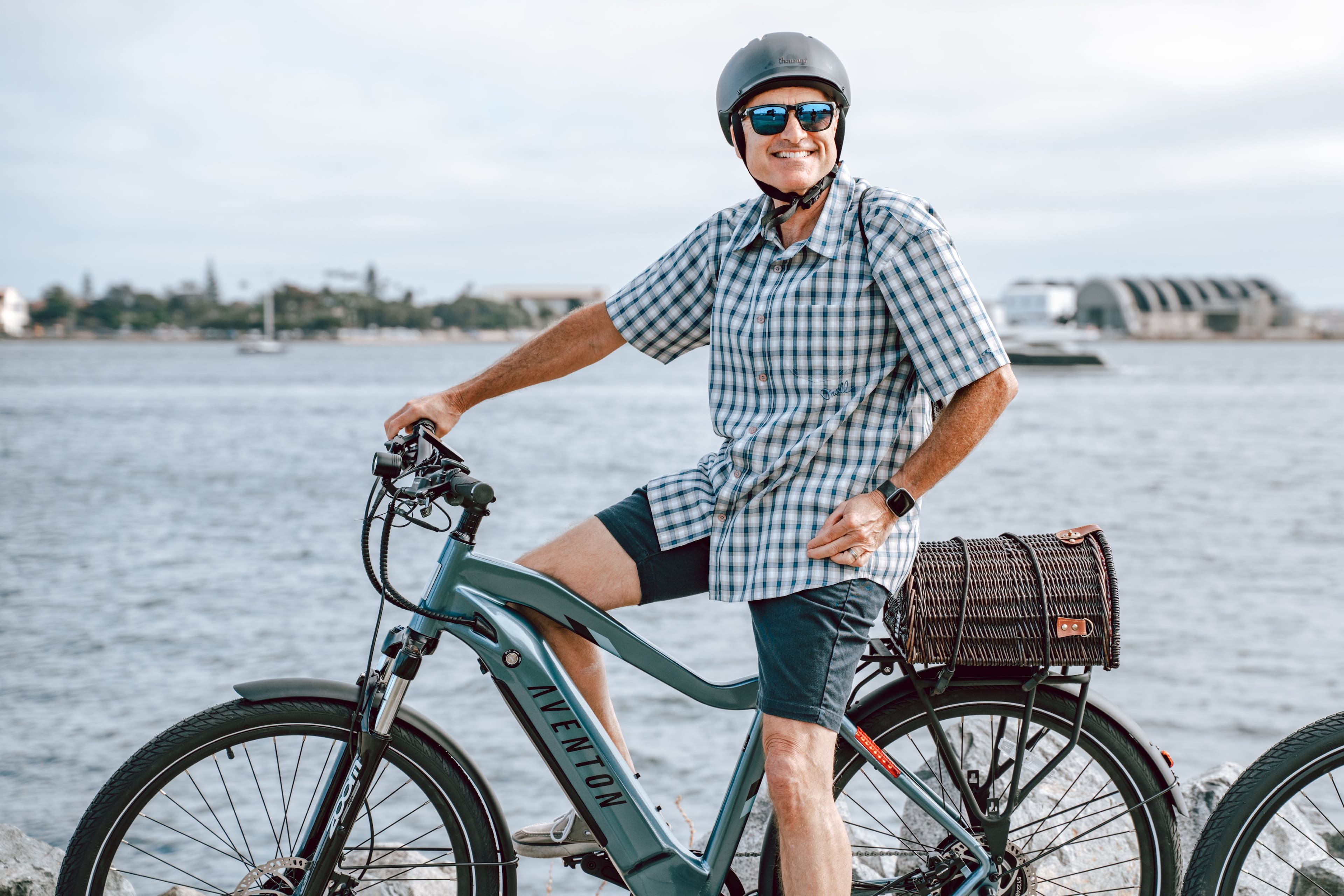 Alt View 13. Aventon - Level.2 Commuter Step-Over eBike w/ up to 60 miles Max Operating Range and 28 MPH Max Speed - Glacier Blue.