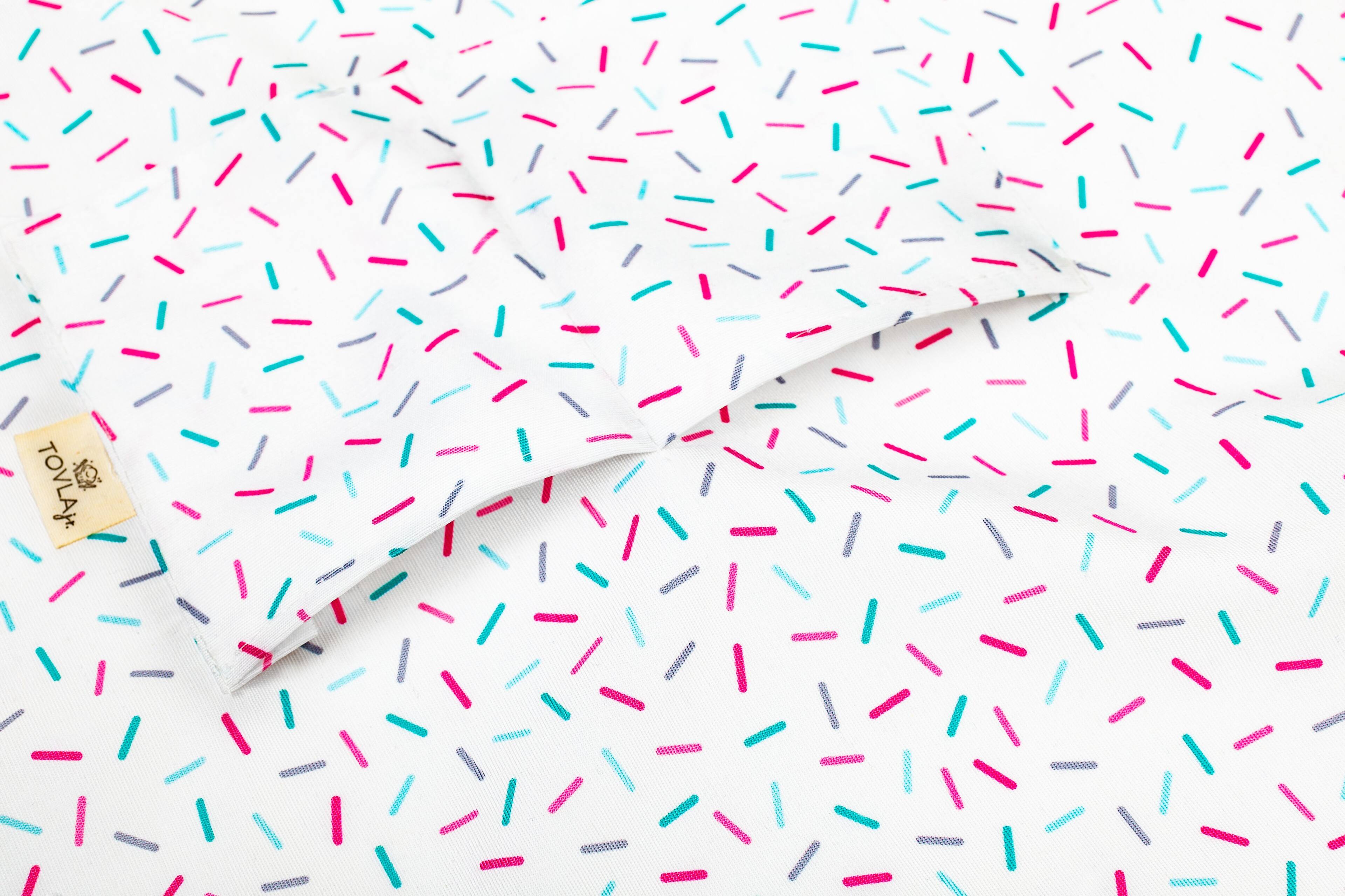 The text on the image reads: "TOWLA"