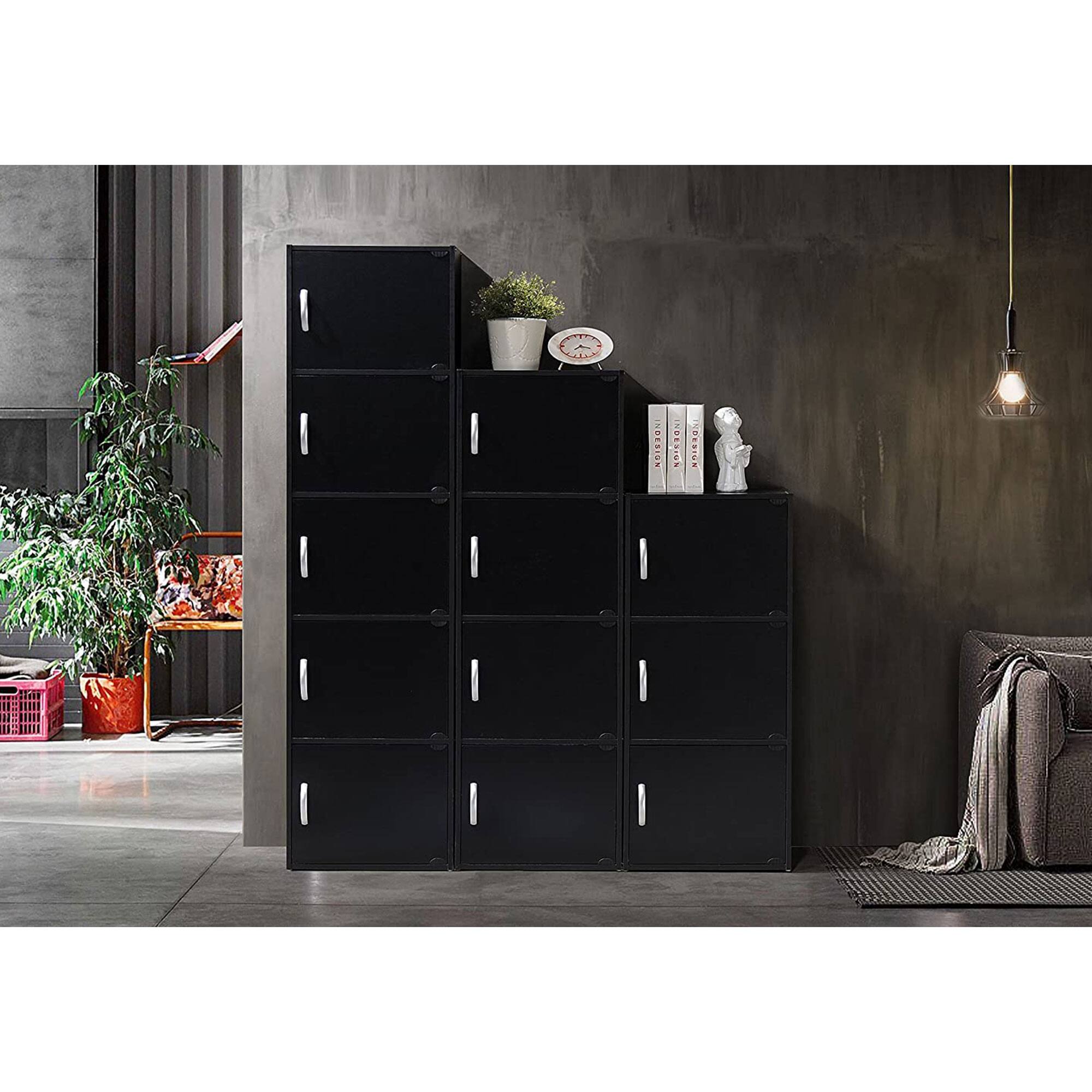 IONE. ON NOESIS DERINN VAEY