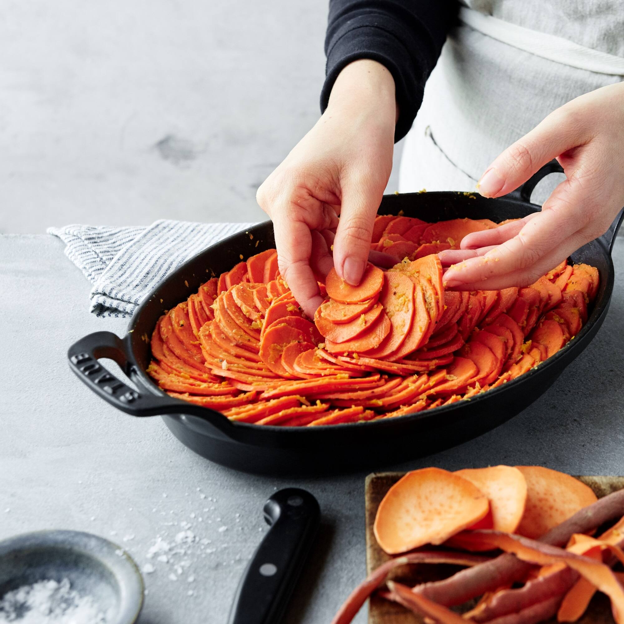 Alt View 2. Staub - Staub Cast Iron 14.5-inch X 11.2-inch Oval Baking Dish - Matte Black - Matte Black.