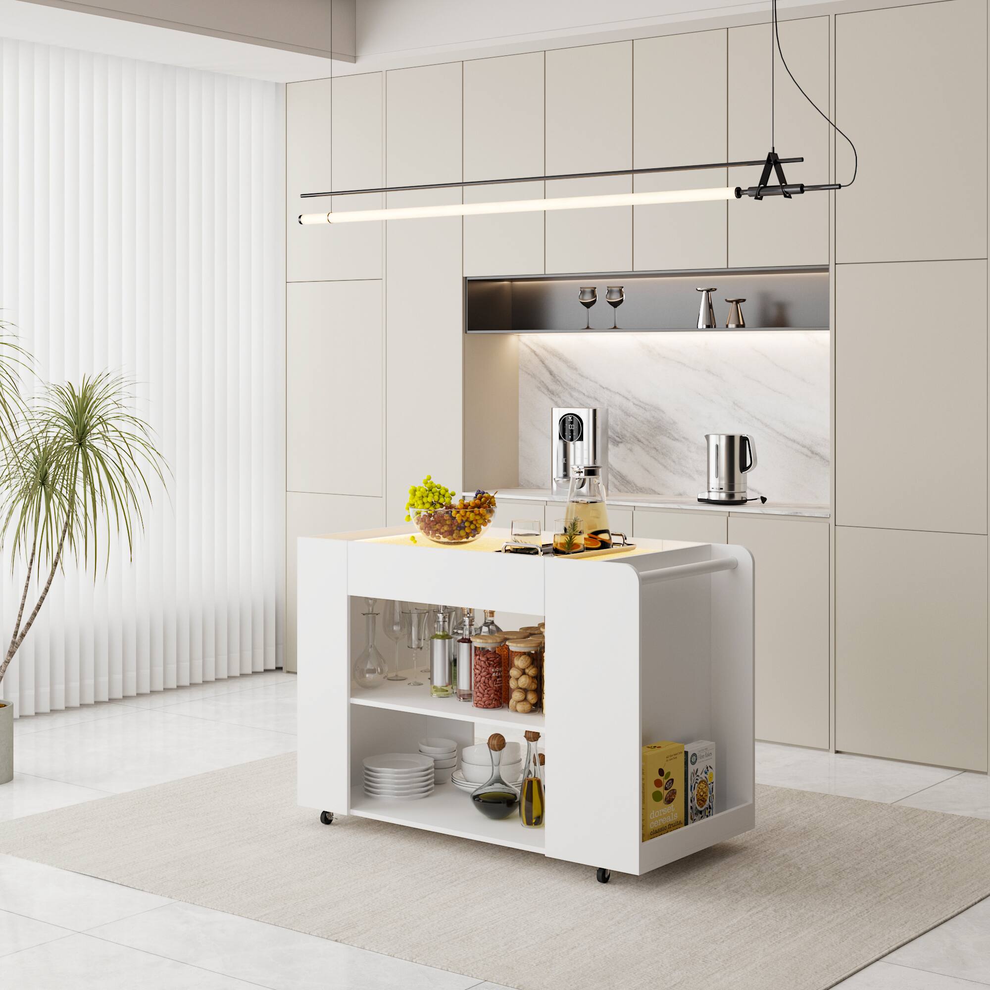 Does the kitchen have a breakfast bar?