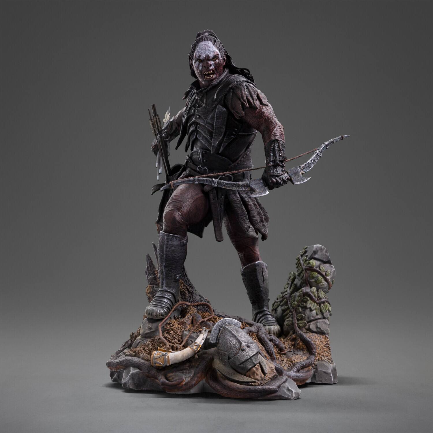 Alt View 4. Iron Studios - Iron Studios - The Lord of the Rings - Art Scale 1/10 - Lurtz Uruk-Hai Leader Statue   - COLLECTIBLES - Multicolor.