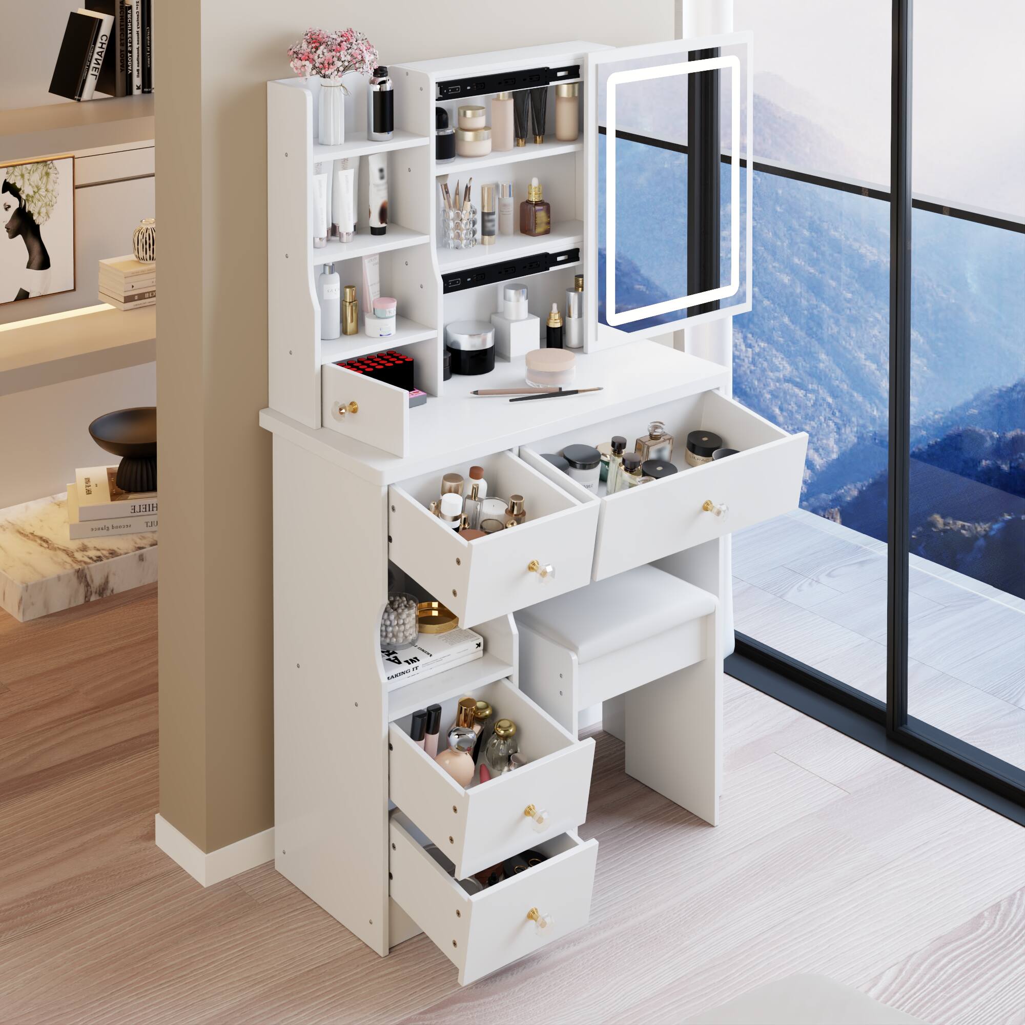 CHANEL  
i ! ! i d - - FEE HILLE  
conate 10 -. -