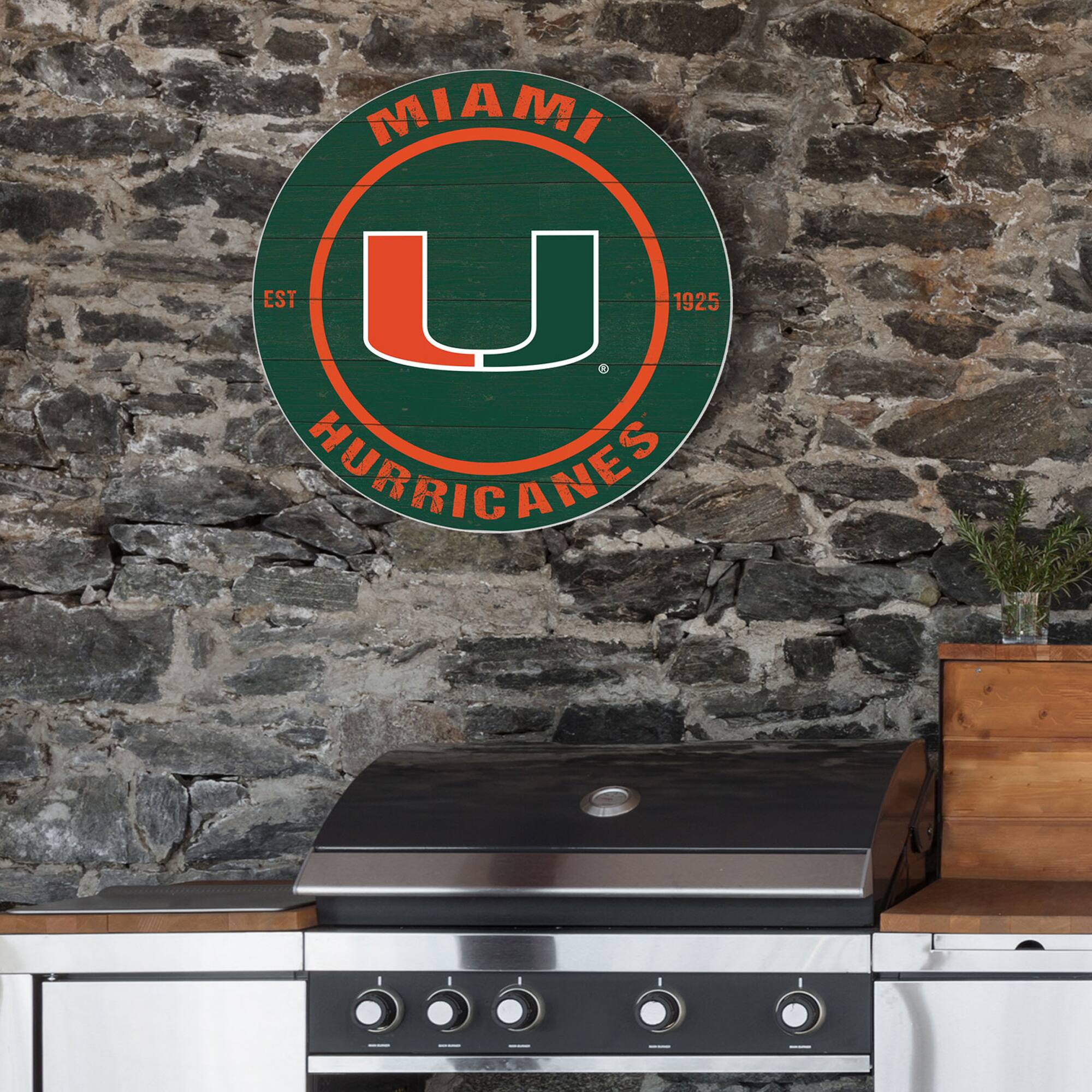 MIAMI  
EST 1925  
HURRICANES