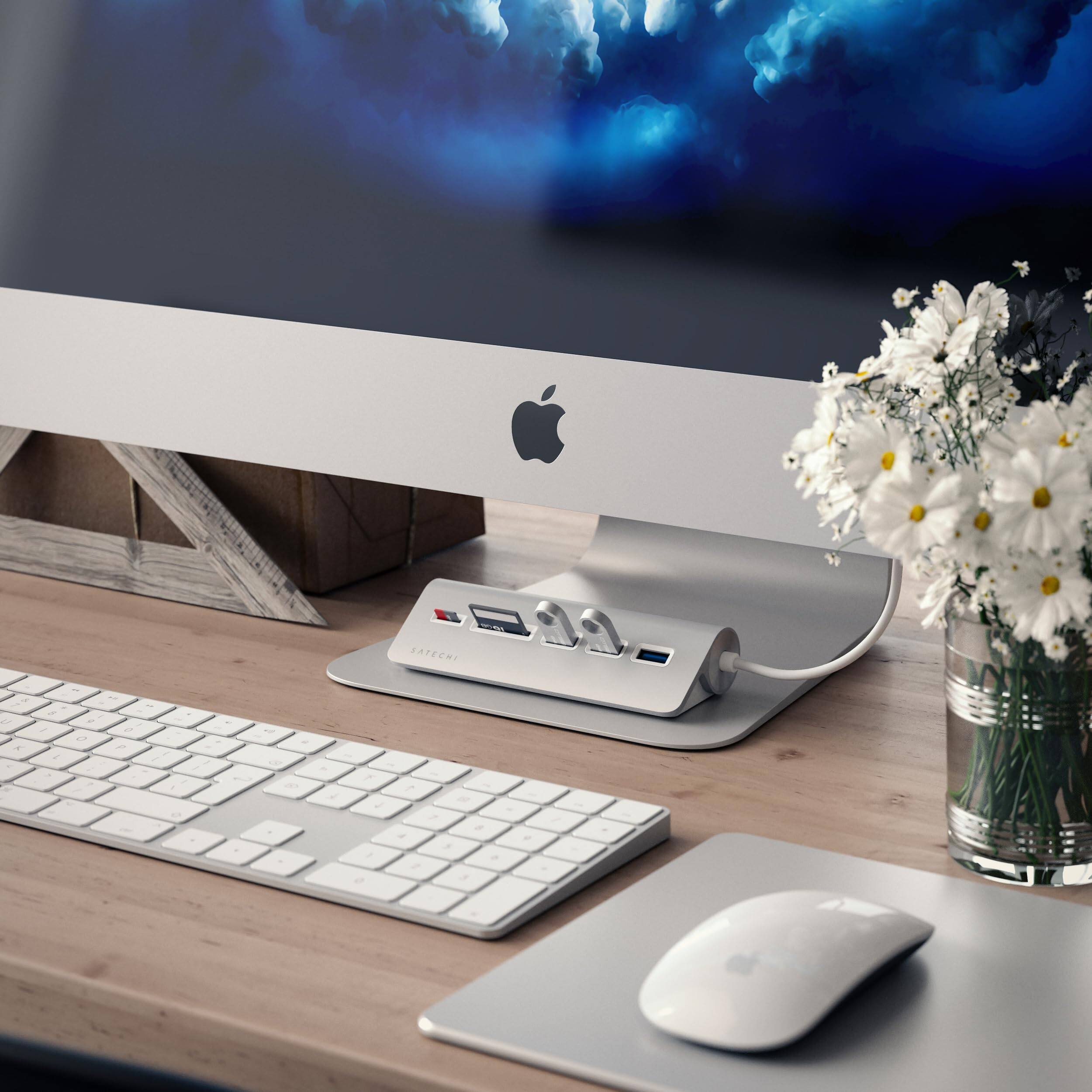 Alt View 1. Satechi - USB-C Combo Hub for Desktop - Silver.