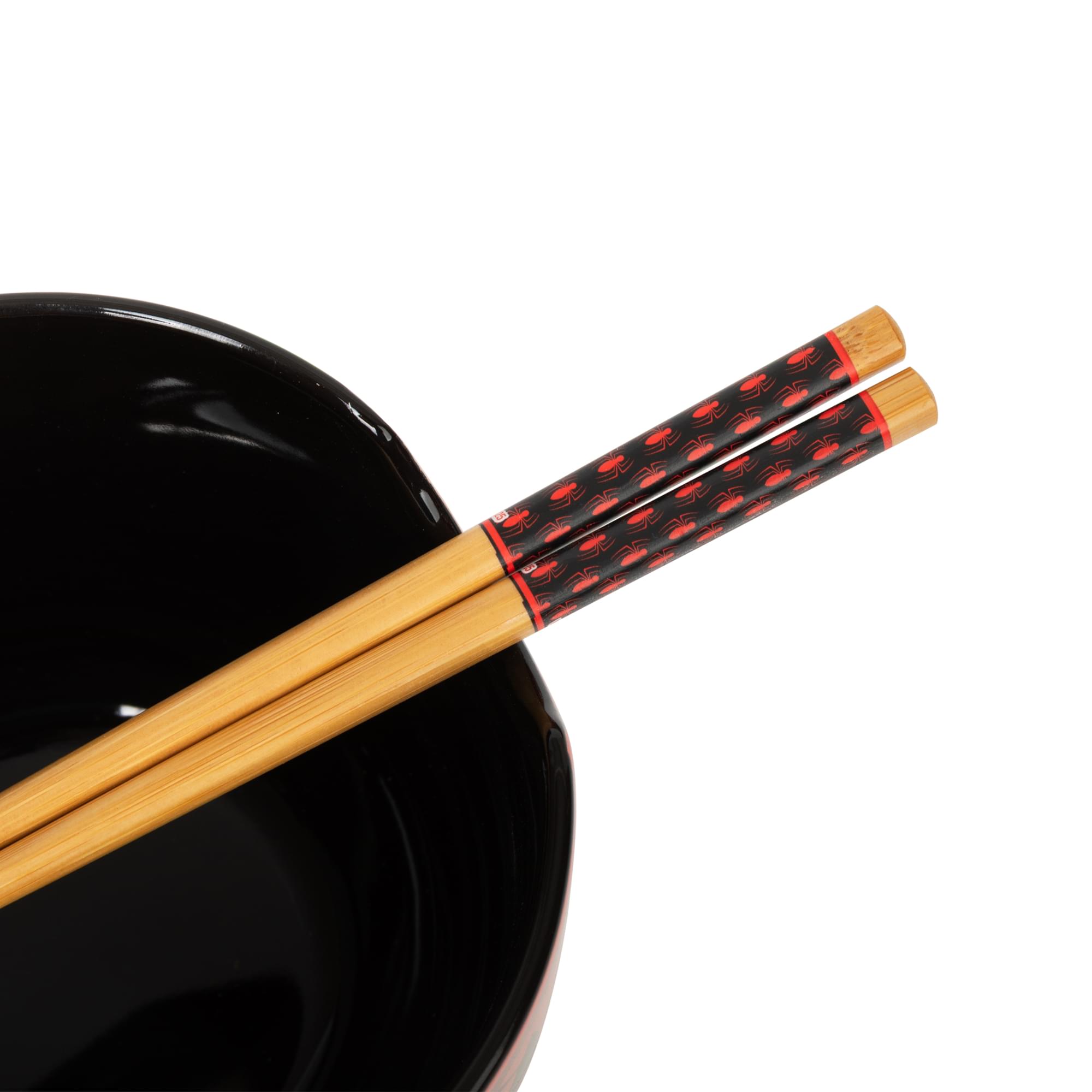 Alt View 10. Silver Buffalo - Marvel Spider-Man Face 20-Ounce Ramen Bowl and Chopstick Set - Multi-Colored.
