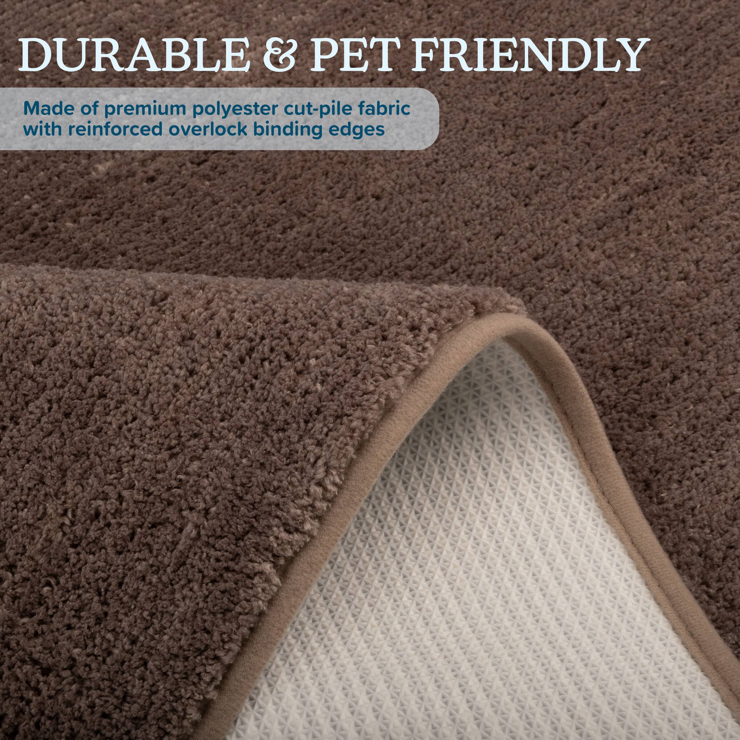 DURABLE & PET FRIENDLY

Made of premium polyester cut-pile fabric with reinforced overlock binding edges