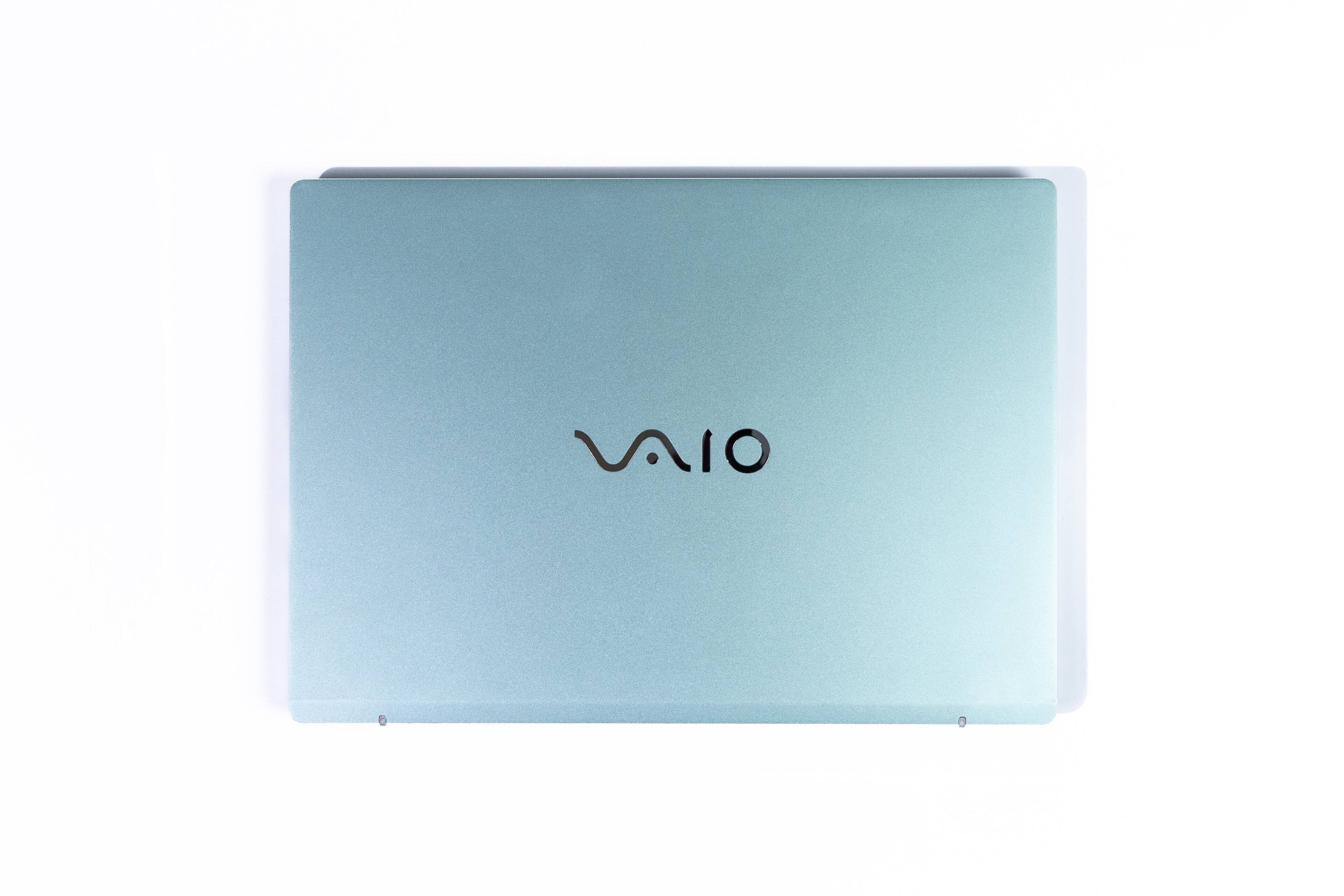 Alt View 2. VAIO - VAIO FS 14" | Laptop | Intel Core i3 | 8GB RAM | 512GB SSD | - Frosted Mint.