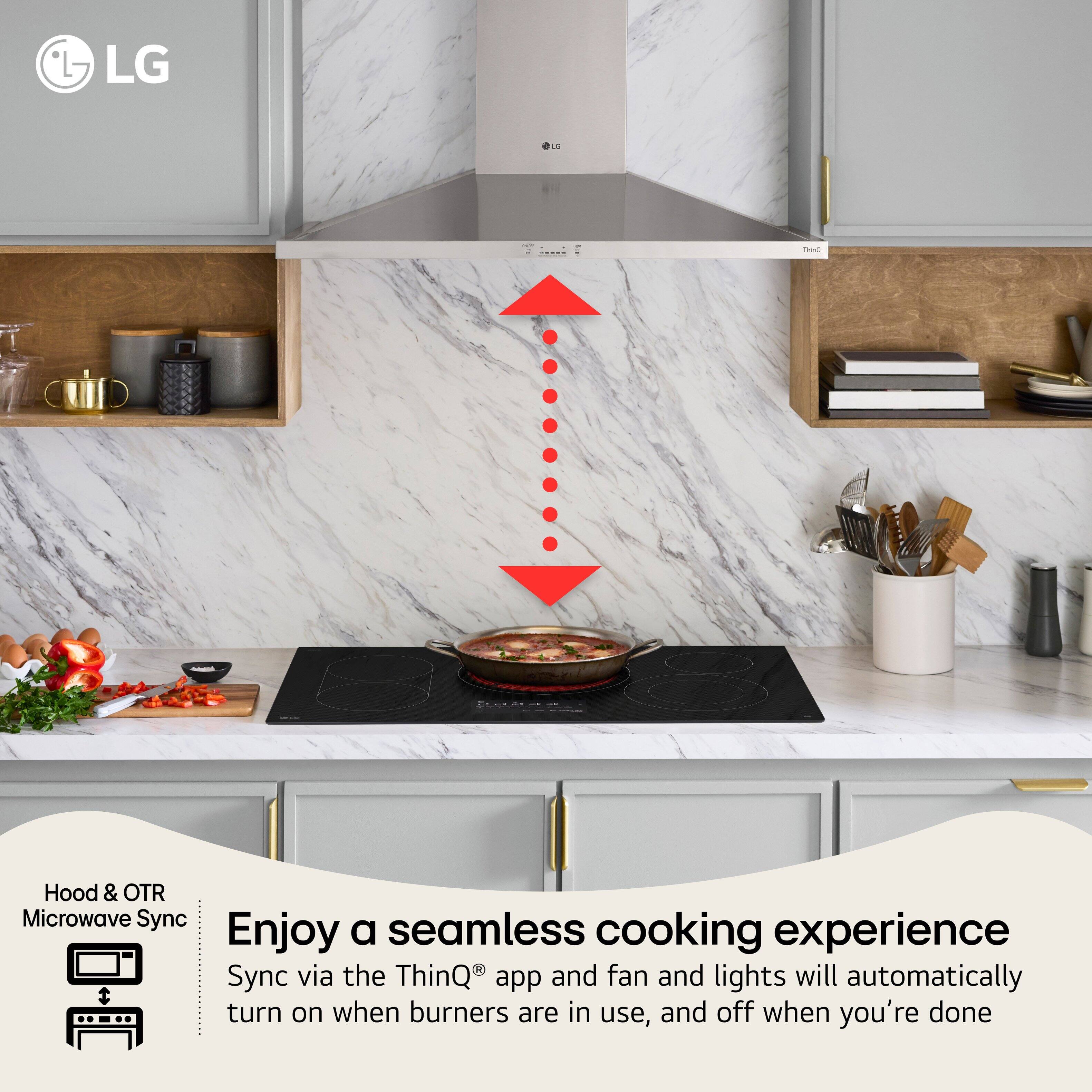 LG DL - Hood & OTR Microwave Sync
Enjoy a seamless cooking experience
Sync via the ThinQ app and fan and lights will automatically turn on when burners are in use, and off when you're done