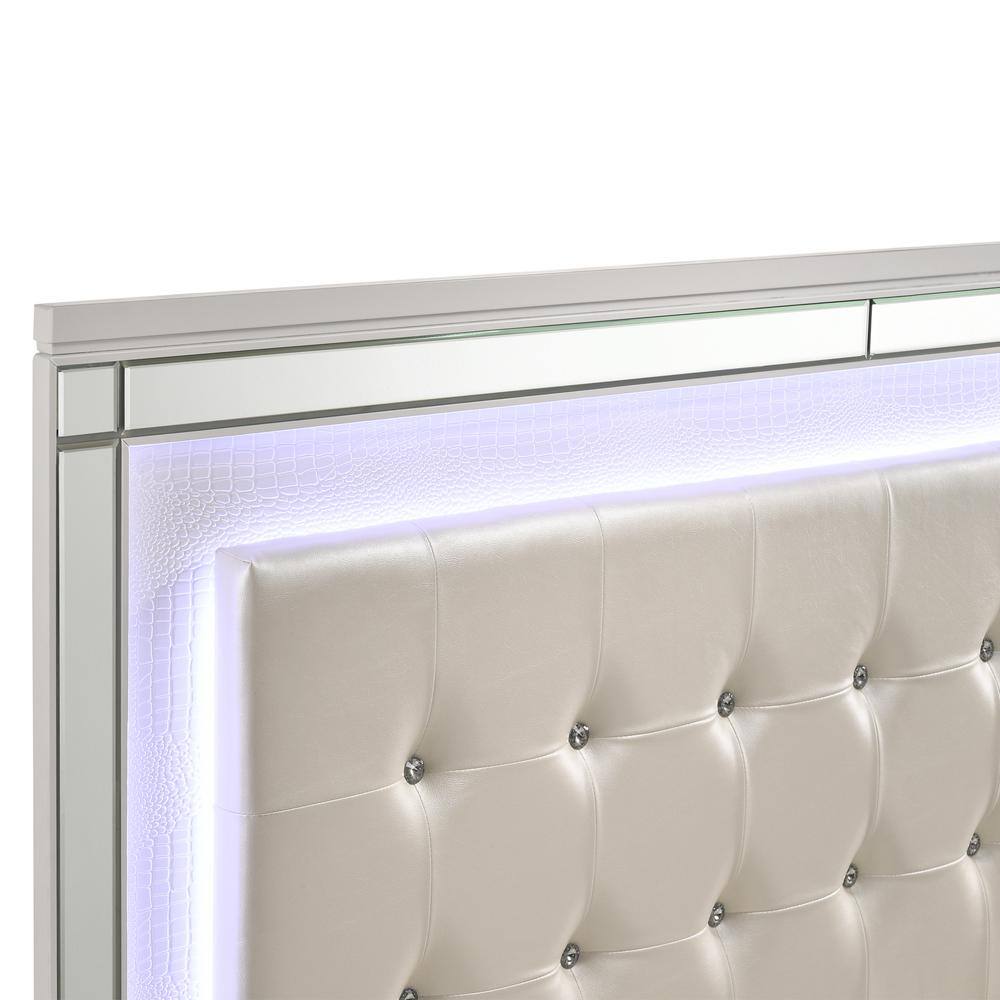 Alt View 2. New Classic Furniture - Furniture Valentine Solid Wood Full Size Lighted Bed in White - White.