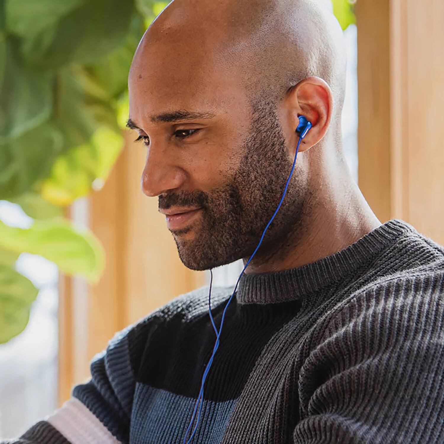 Back. Panasonic - ErgoFit In-Ear Earbud Headphones - Purple.