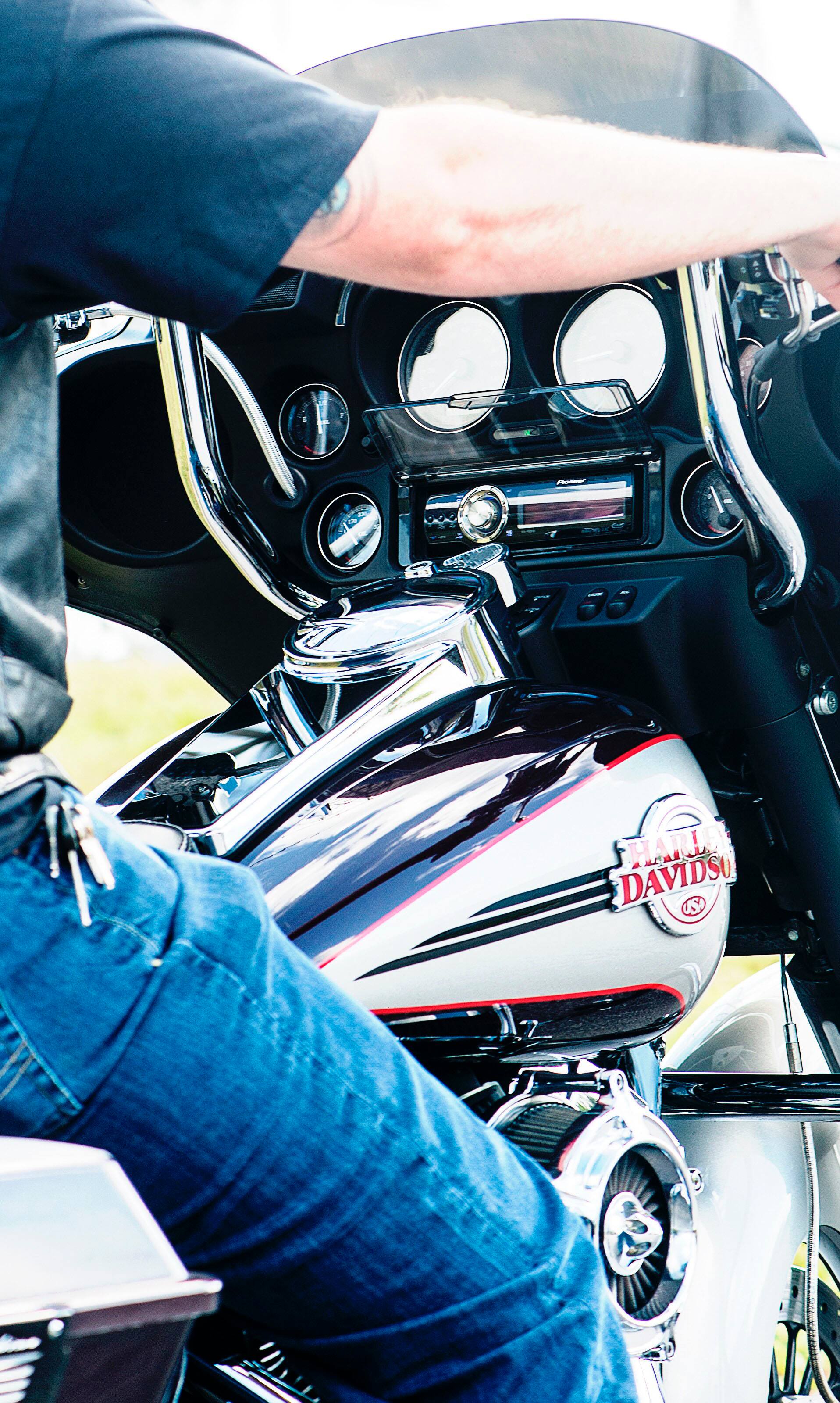 Alt View 13. PAC - Radio Replacement Kit for Select 1998-2013 Harley-Davidson Motorcycles - Black.