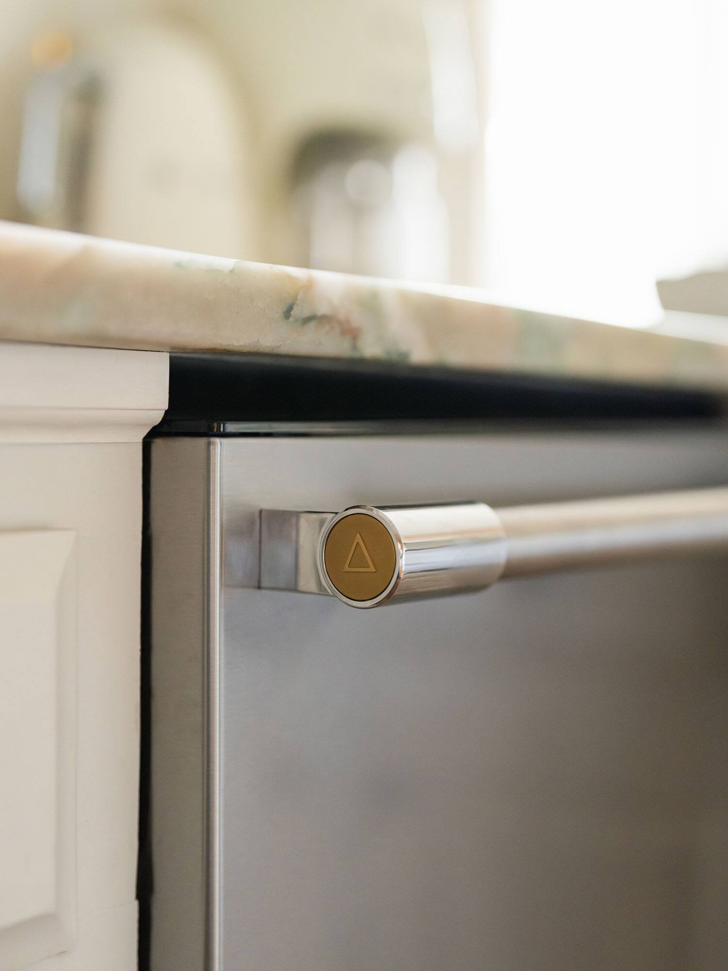 Alt View 3. Frigidaire - Professional 24" Stainless Steel Tub Built-In Dishwasher with CleanBoost technology - Stainless Steel.