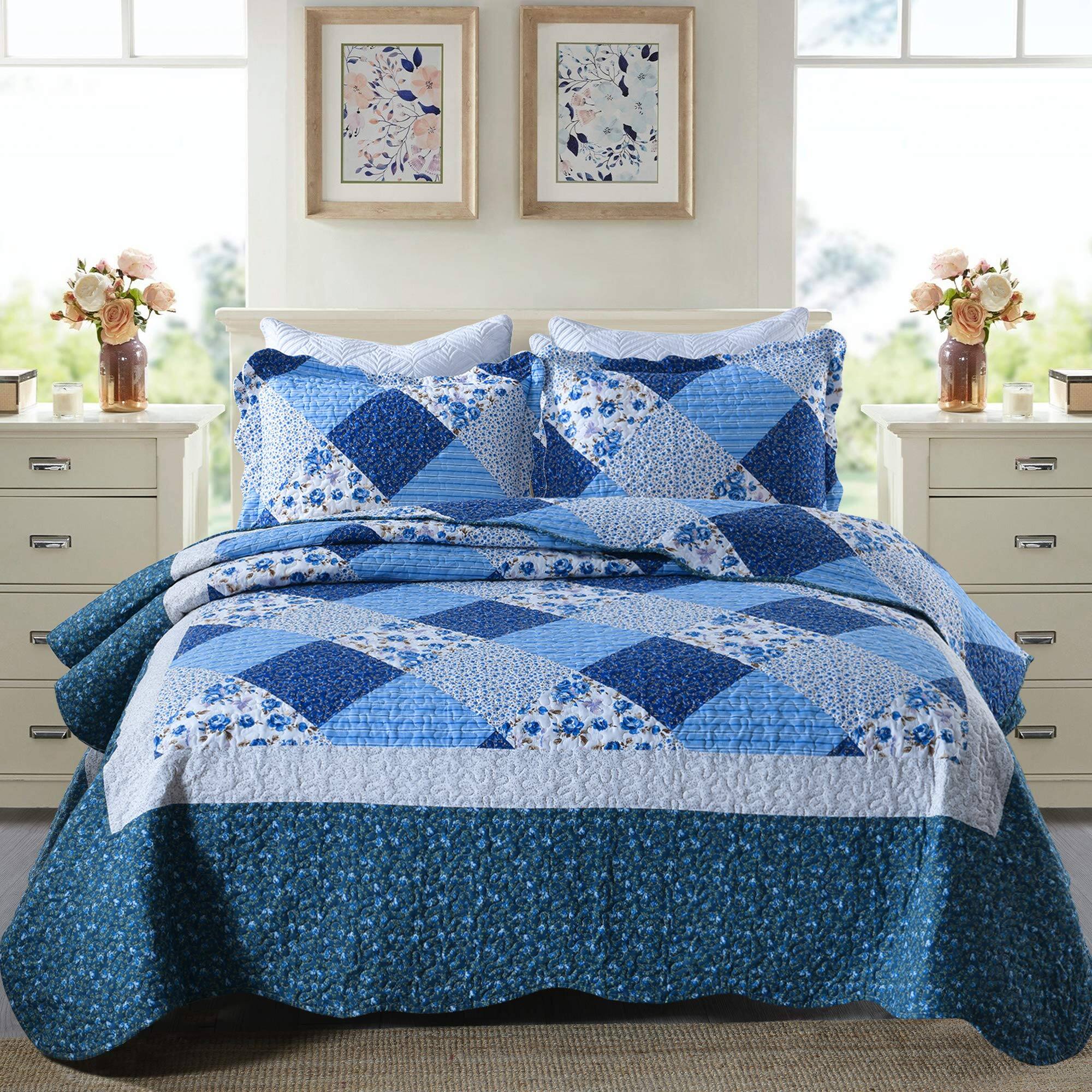 Front. TECH SAFARI - Floral Quilt Set Ultra Soft Reversible Bedding With 1 And 2 Shams Flower For All Season Coreopsis - F-blue King.