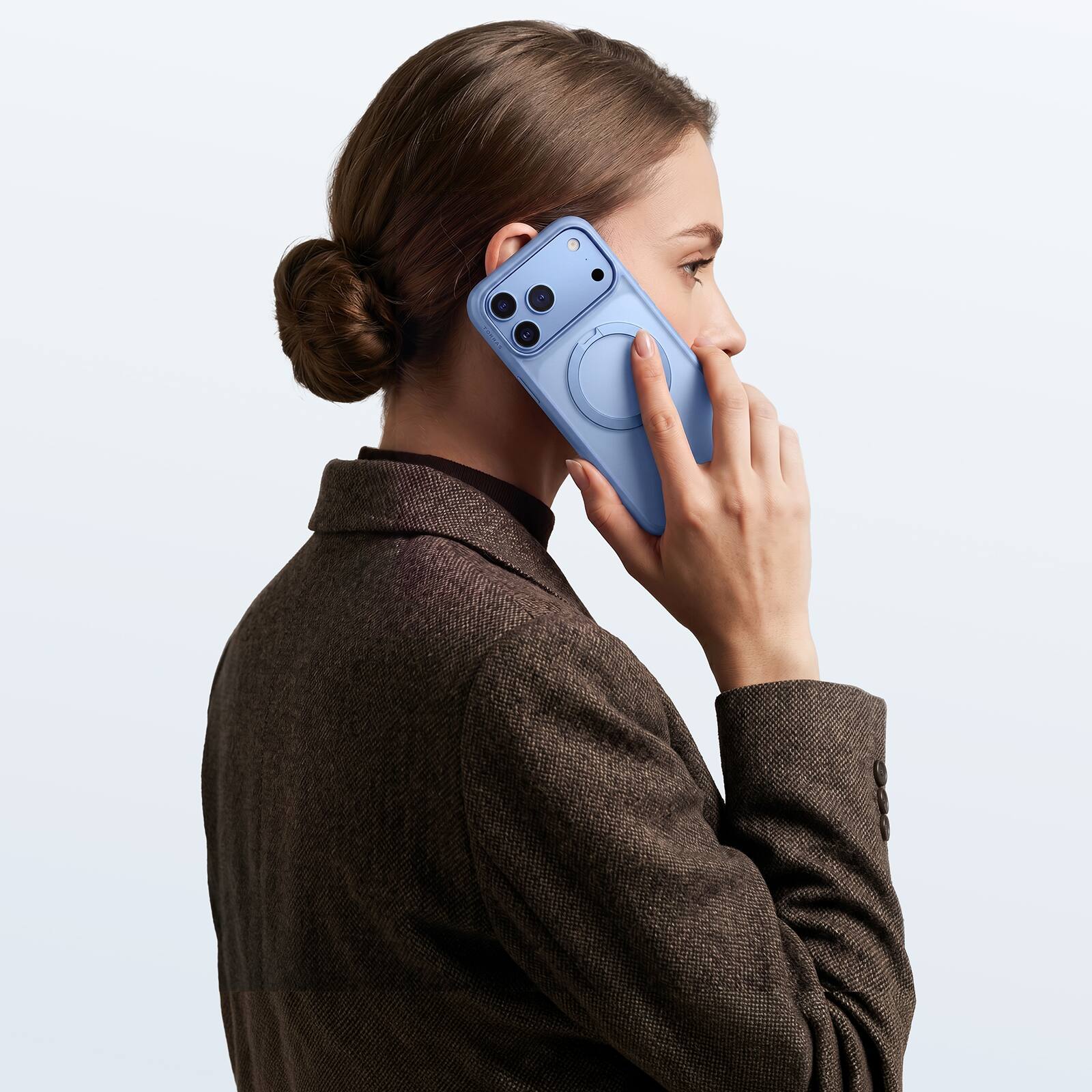 Alt View 3. TORRAS - Ostand Q3 Spin - Military-Grade Magnetic Rotatable Case, 90° Adjustable Stand & MagSafe for iPhone 18 Pro, Blue - Blue.