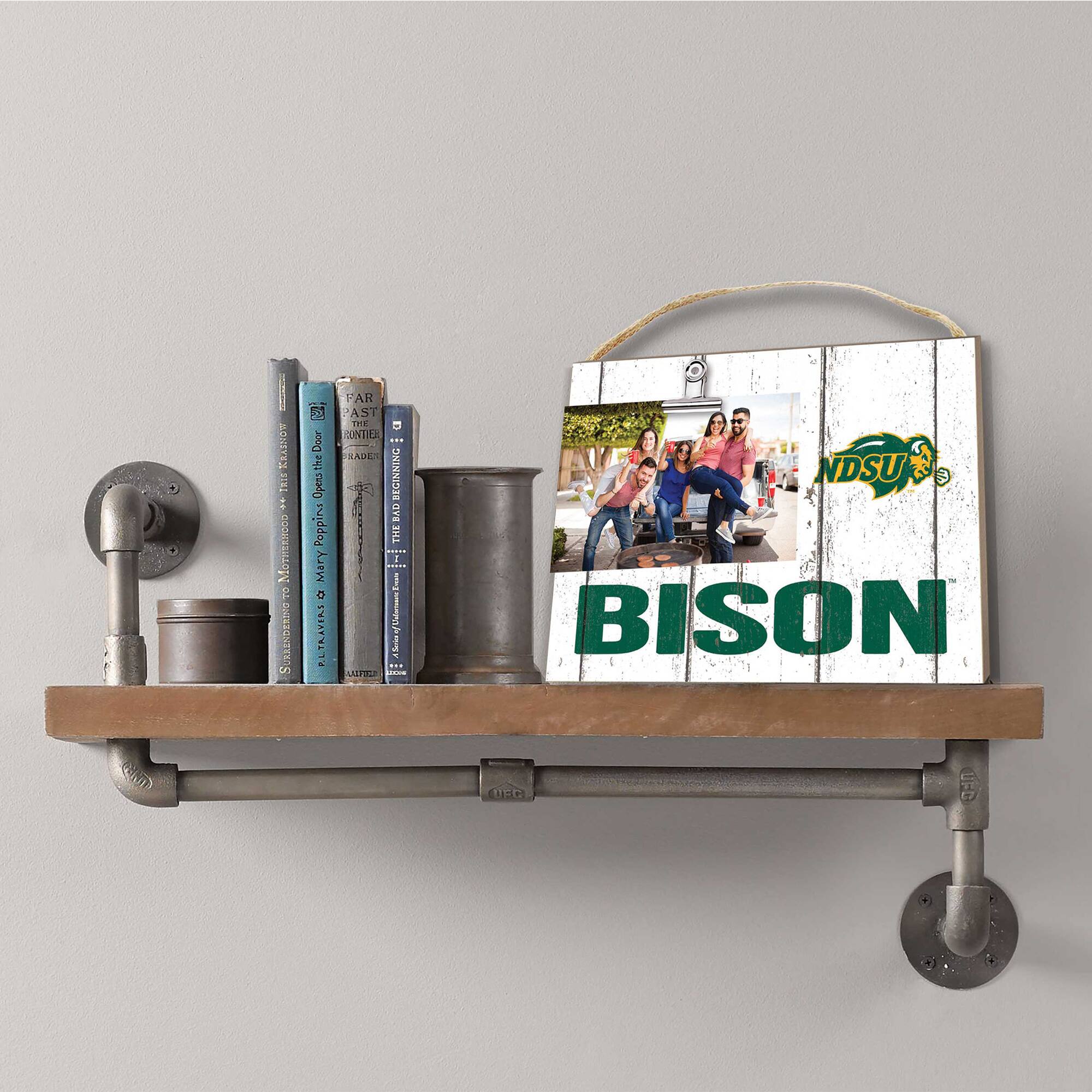 KRASNO E. ERS 2 5 SUxaEnDesbd PAR 3 AST THE D UNTIER Door ... XAPE Oyessth BEGINNING BA Poppina THE ary E D TRAVIAS CY : s DSU E BISON