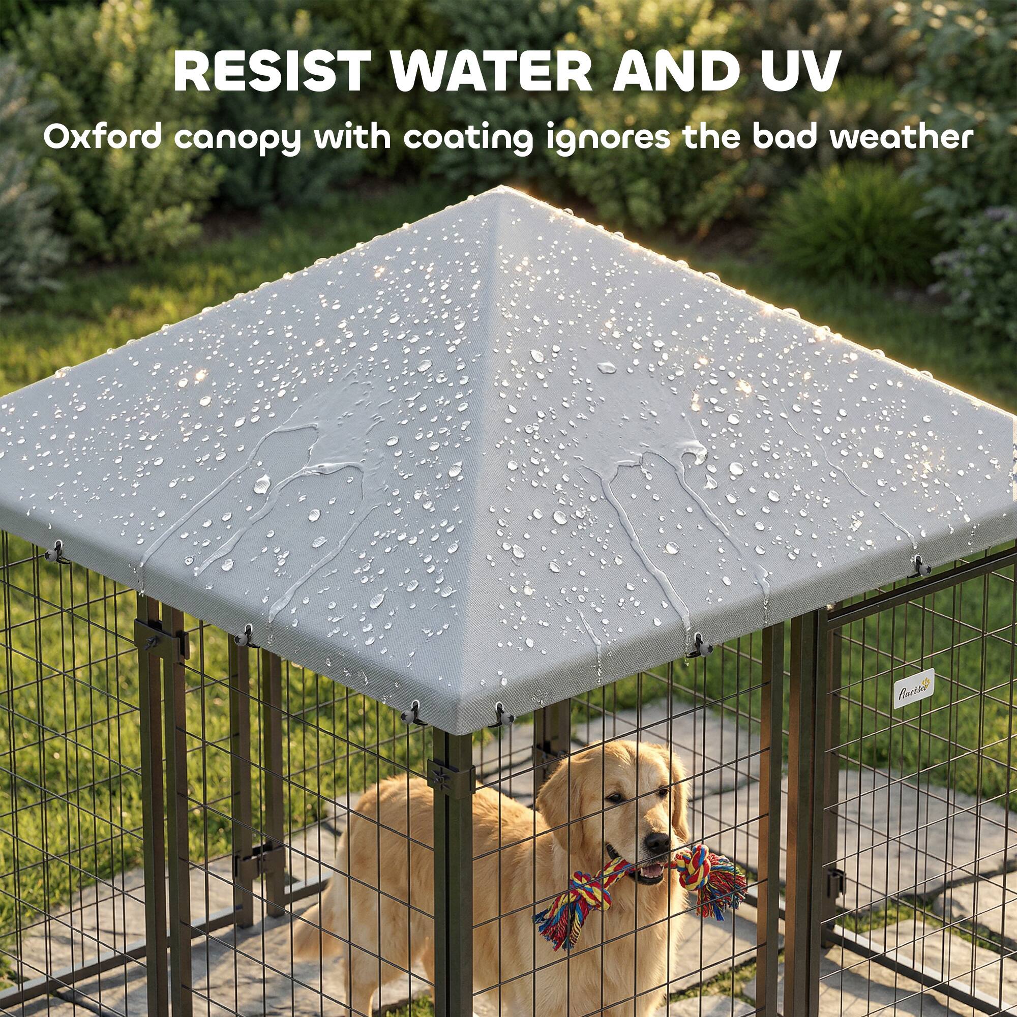 RESIST WATER AND UV  
Oxford canopy with coating ignores the bad weather