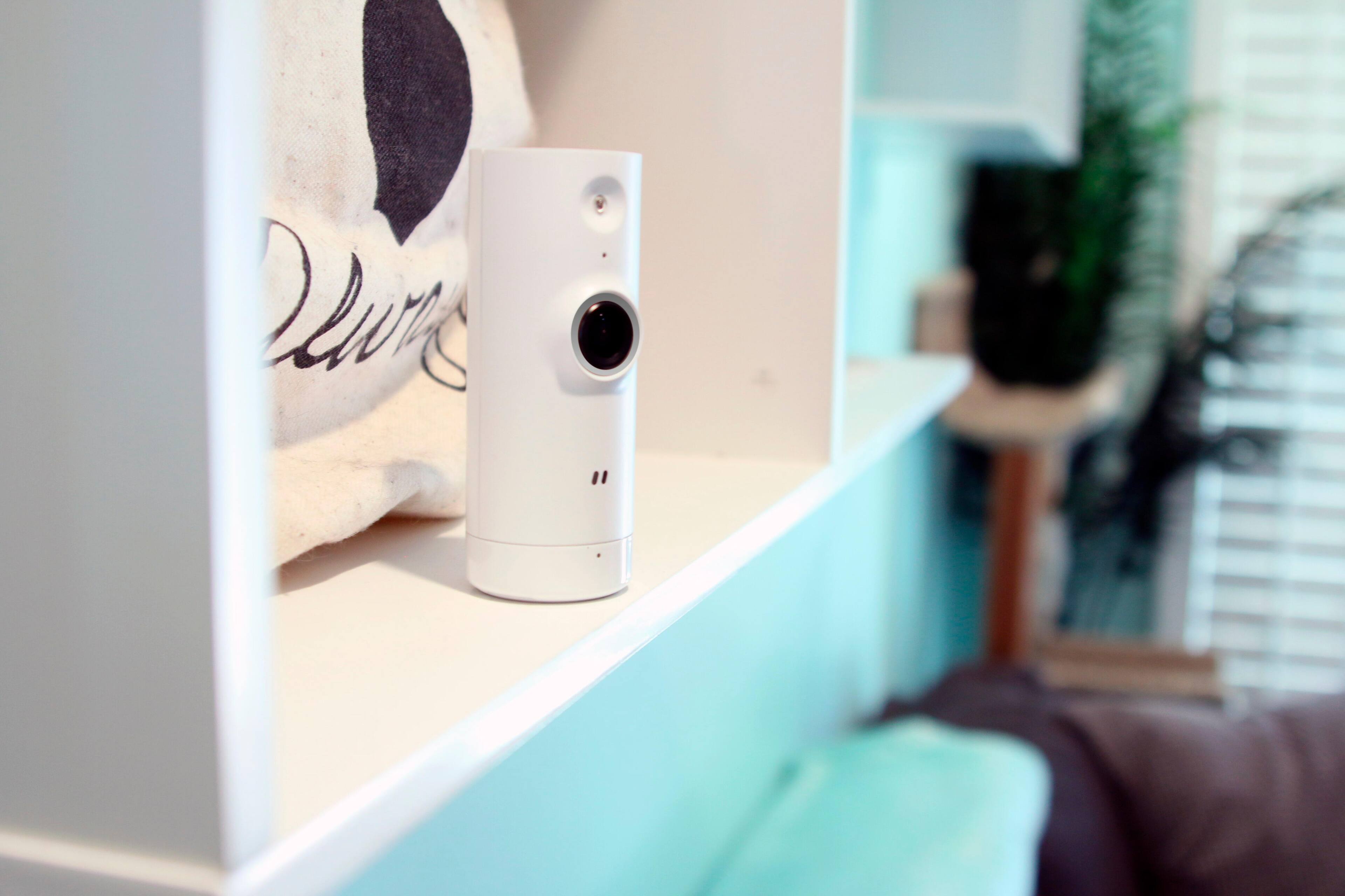 Alt View 12. D-Link - DCS Indoor 720p Wi-Fi Network Surveillance Camera.