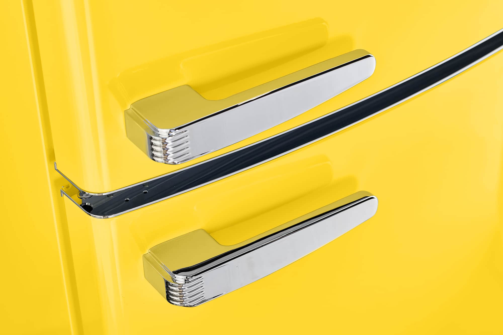 Alt View 22. Unique Appliances - Classic Retro 23.8 in 11.7 cu. ft. Frost Free Retro Bottom Freezer Refrigerator ENERGY STAR - Canary Yellow.