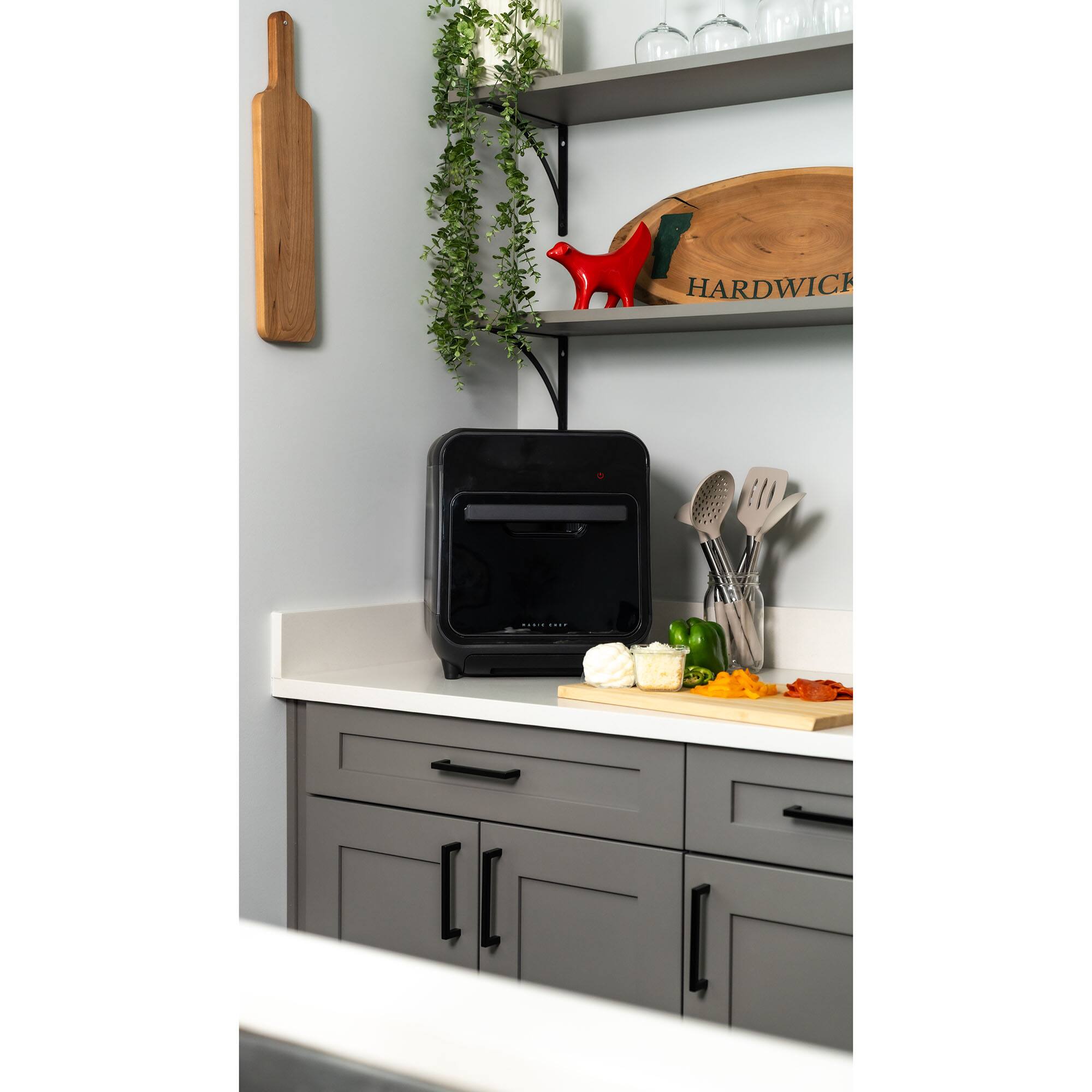 Angle. Magic Chef - 15.9 qt. 3-in-1 Air Fryer Oven with Steam, in Black - Black.
