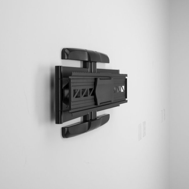 Insignia™ - Full-Motion Wall Mount for 47" - 90" TVs up to 130 lbs. - Extends 25.2” - Black_1