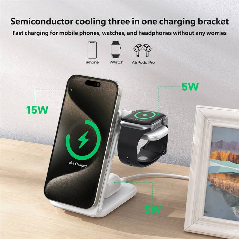 Semiconductor cooling three in one charging bracket  
Fast charging for mobile phones, watches, and headphones without any worries  
iPhone iWatch AirPods Pro  
5W 15W  
80% Charged  
5W