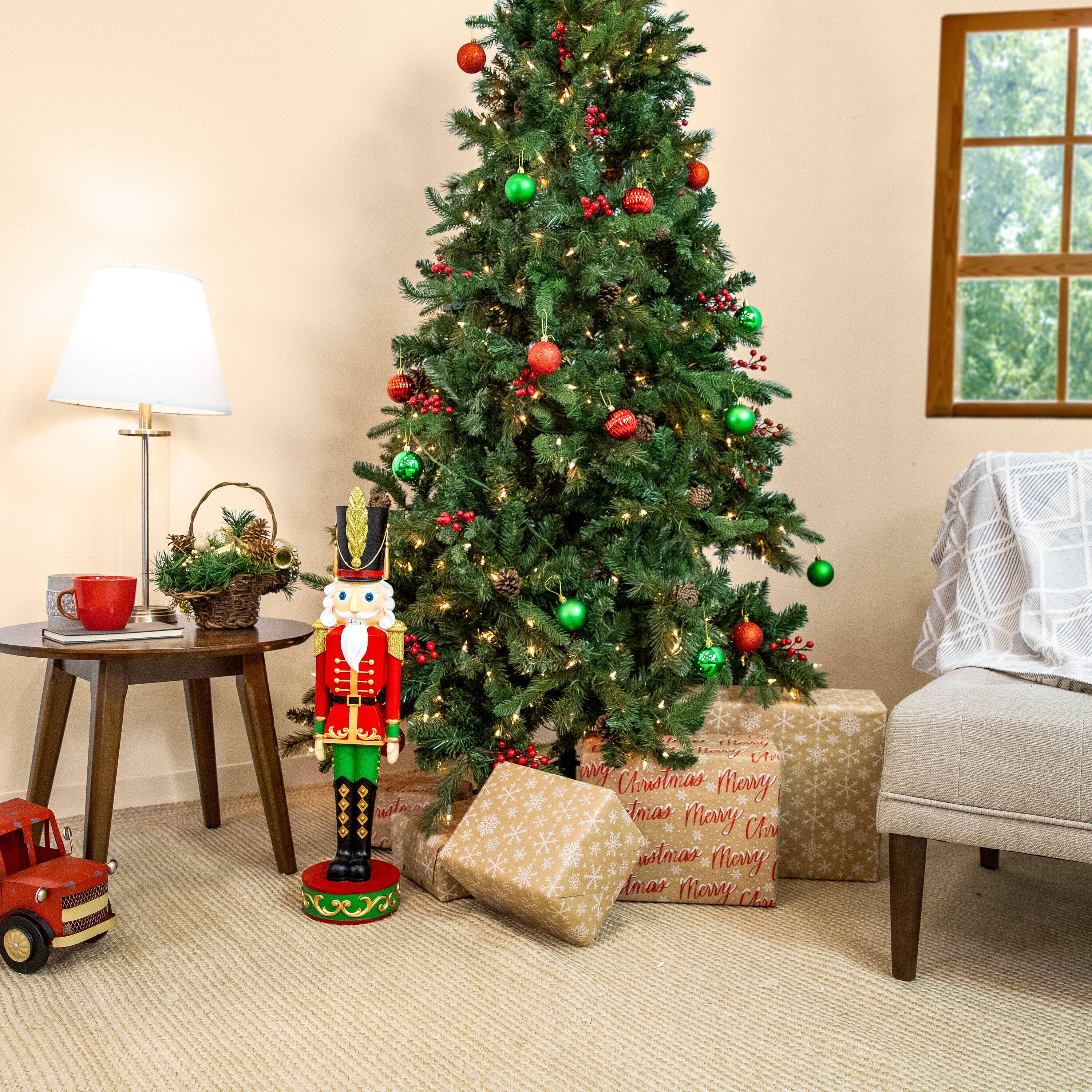 Merry Christmas  
Merry Christmas  
Merry Christmas  
Merry Christmas