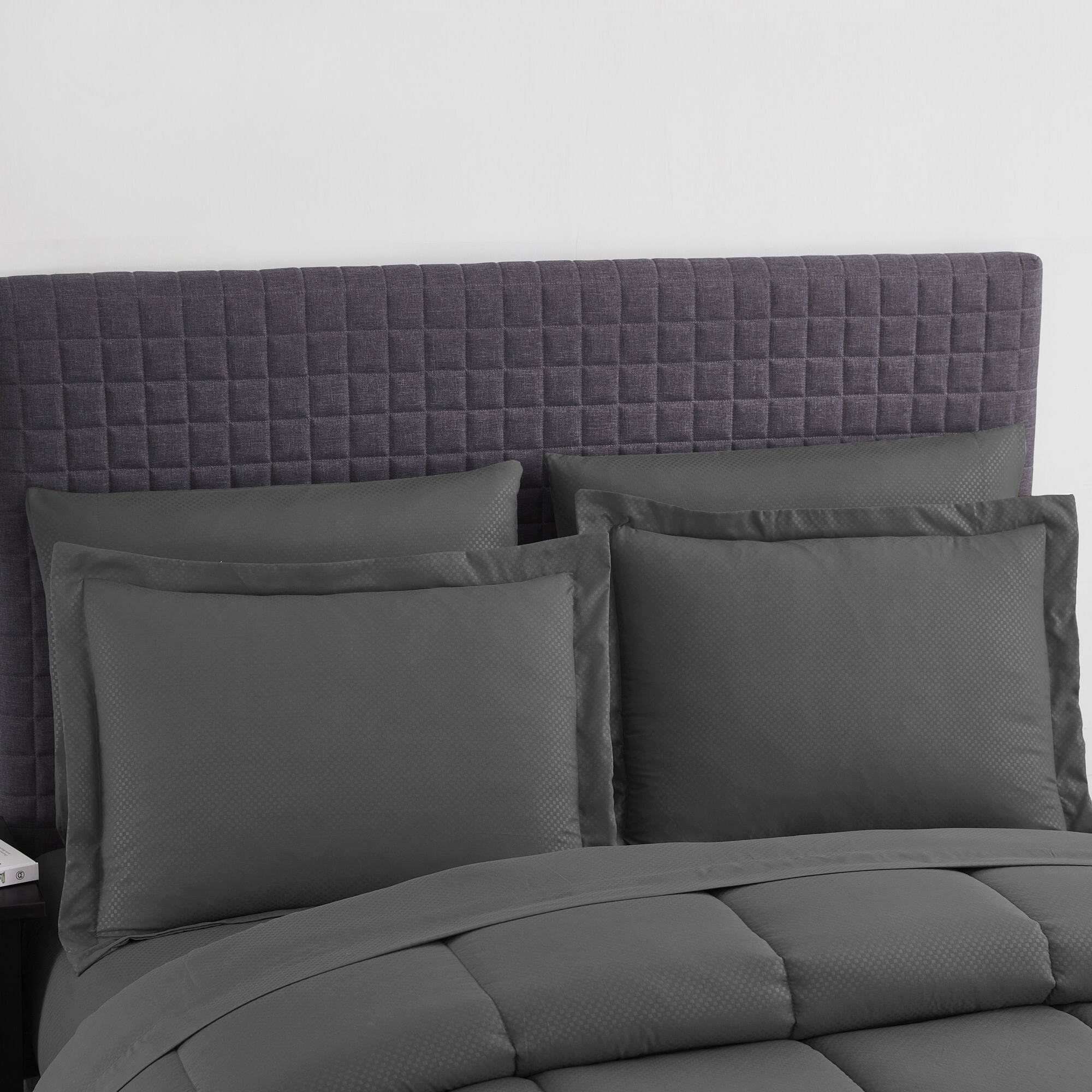 Angle. Sweet Home Collection - 8 Piece Embossed Checkered Bed in a Bag All Season Complete Set with Sheets - King - Gray.