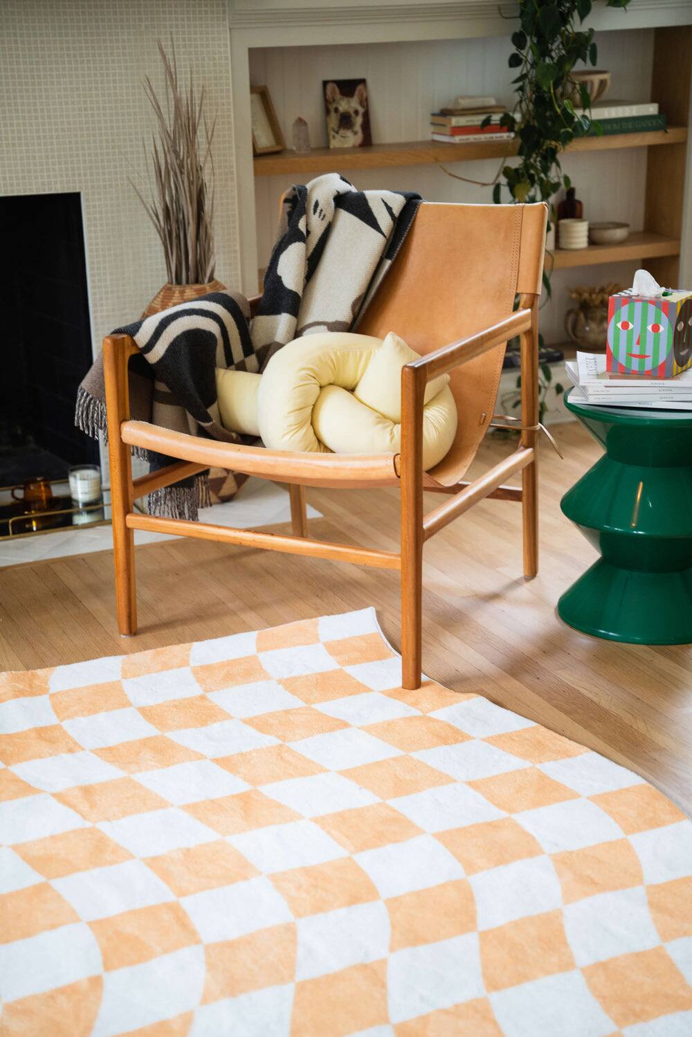 Angle. Lanyspace - Lany Space Yellow Wavy Checkered Rug - Multicolor.