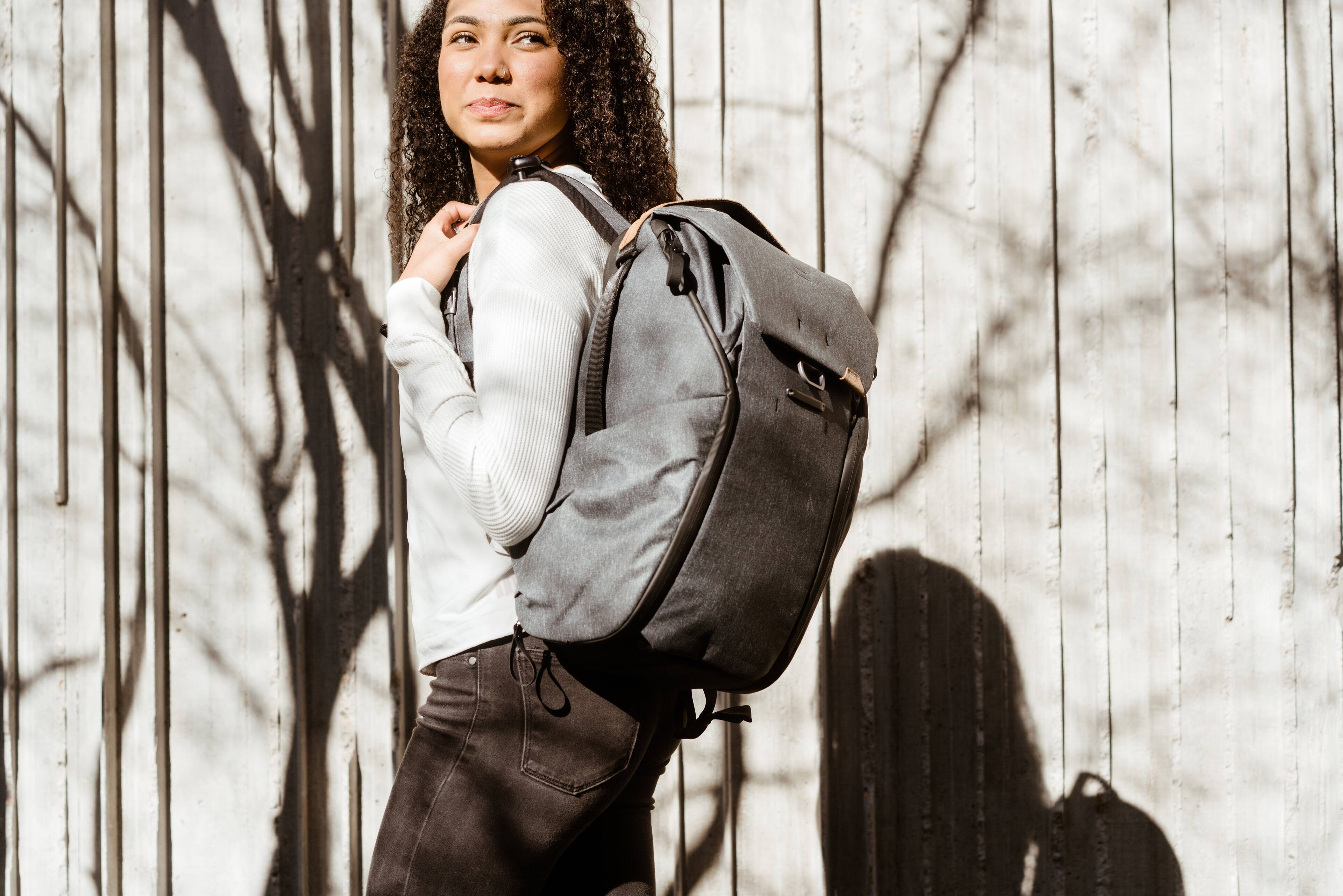 Alt View 21. Peak Design - Everyday Backpack V2 20L - Charcoal.
