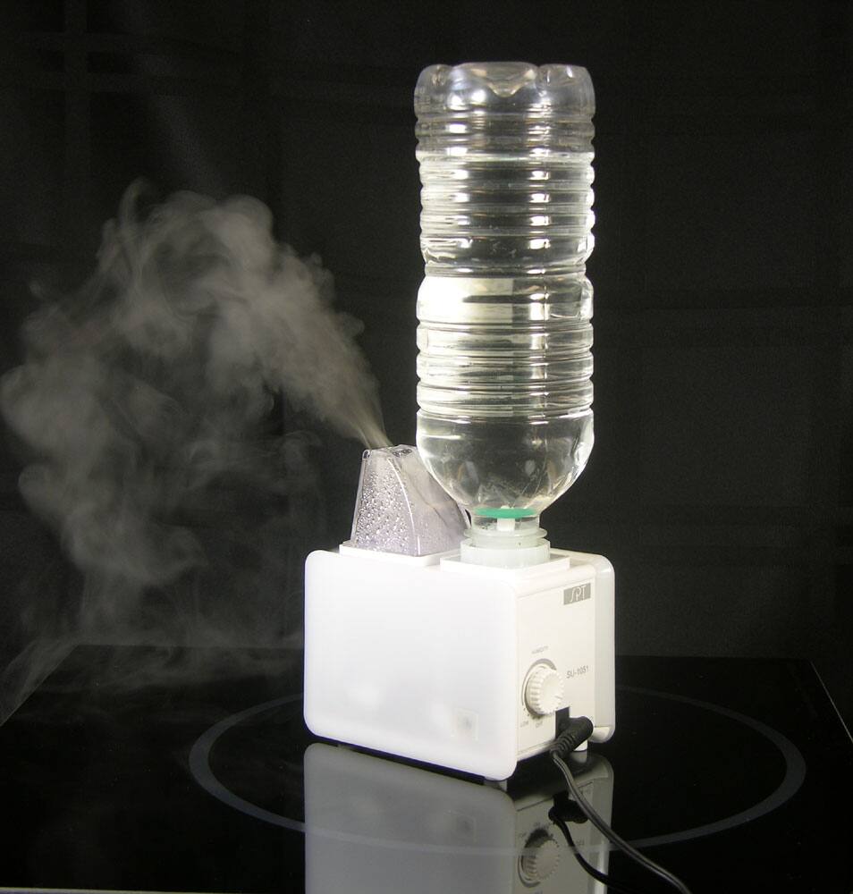 Angle. SPT - Personal Humidifier - White.