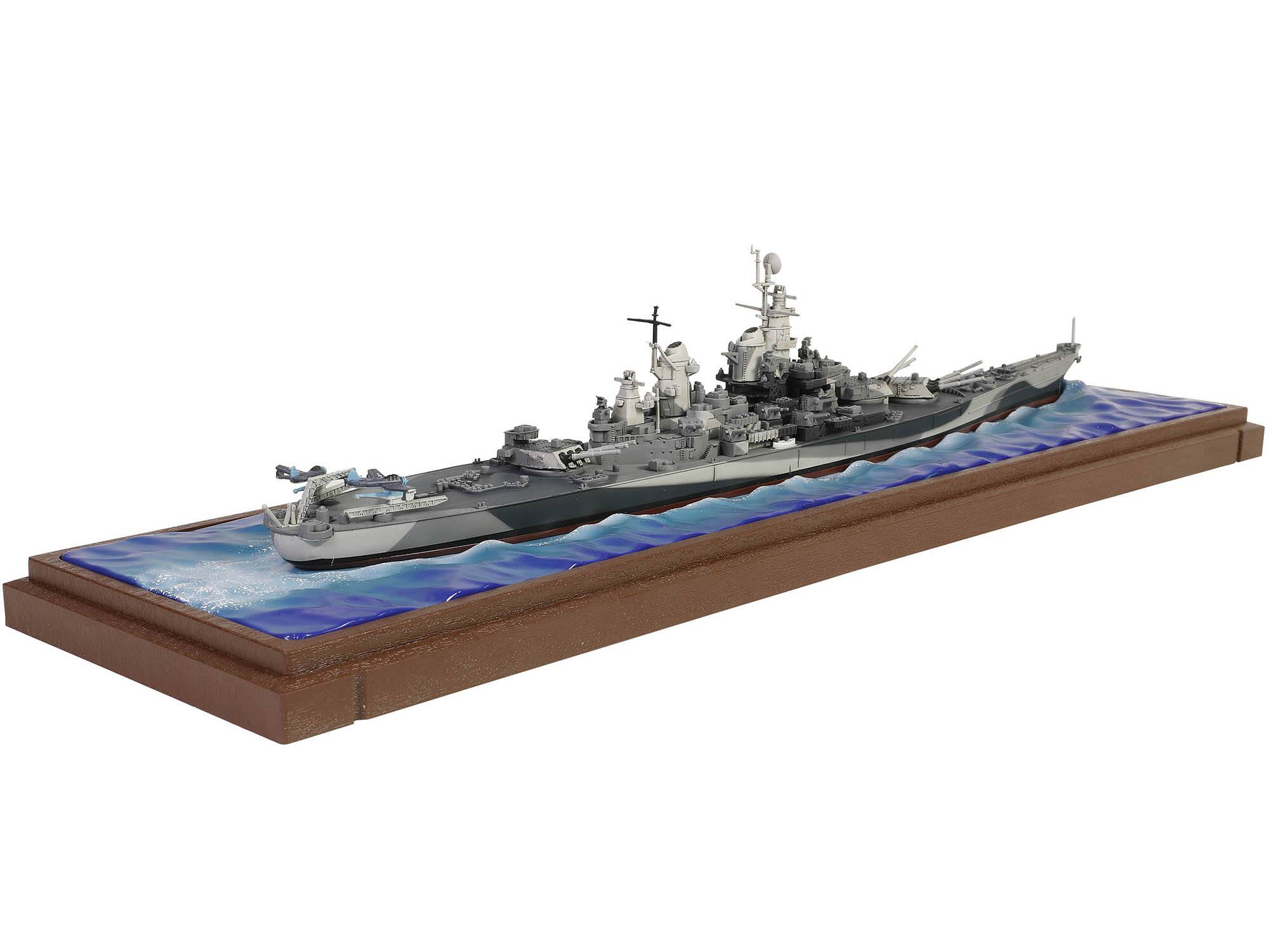 Alt View 2. Forces Of Valor - USS Missouri (BB-63) Iowa-class Battleship "Battle of Okinawa" 1945 US Navy "Battleship" 1/700 Model by Forces of Valor.