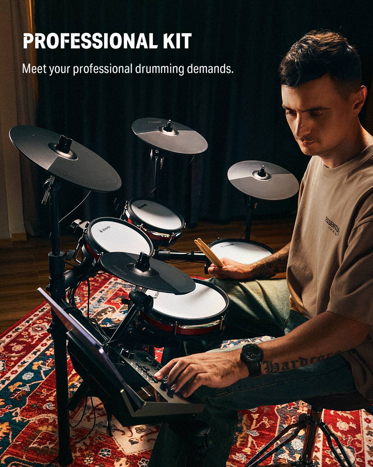 PROFESSIONAL KIT Meet your professional drumming demands. 14 ESSENTIAL 1 Hardeot
