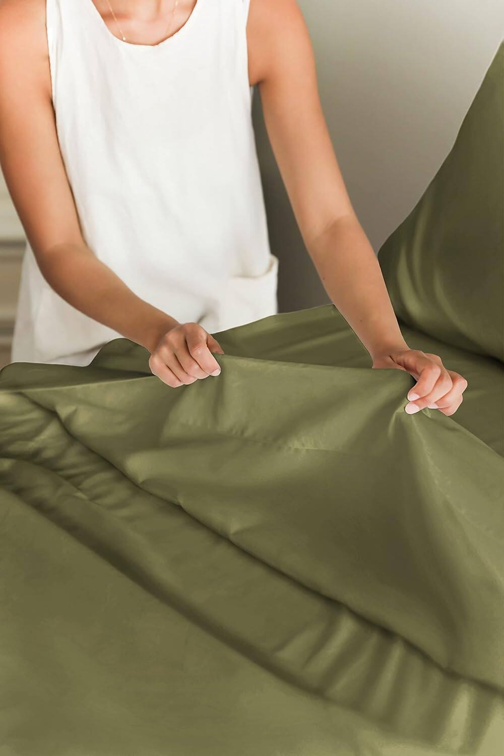 Left. CGK Linens - 100% Cotton 400 TC 4 Piece Sheet Set - Extra Deep Pocket for 18"-24" Mattresses - King - Sage Green.