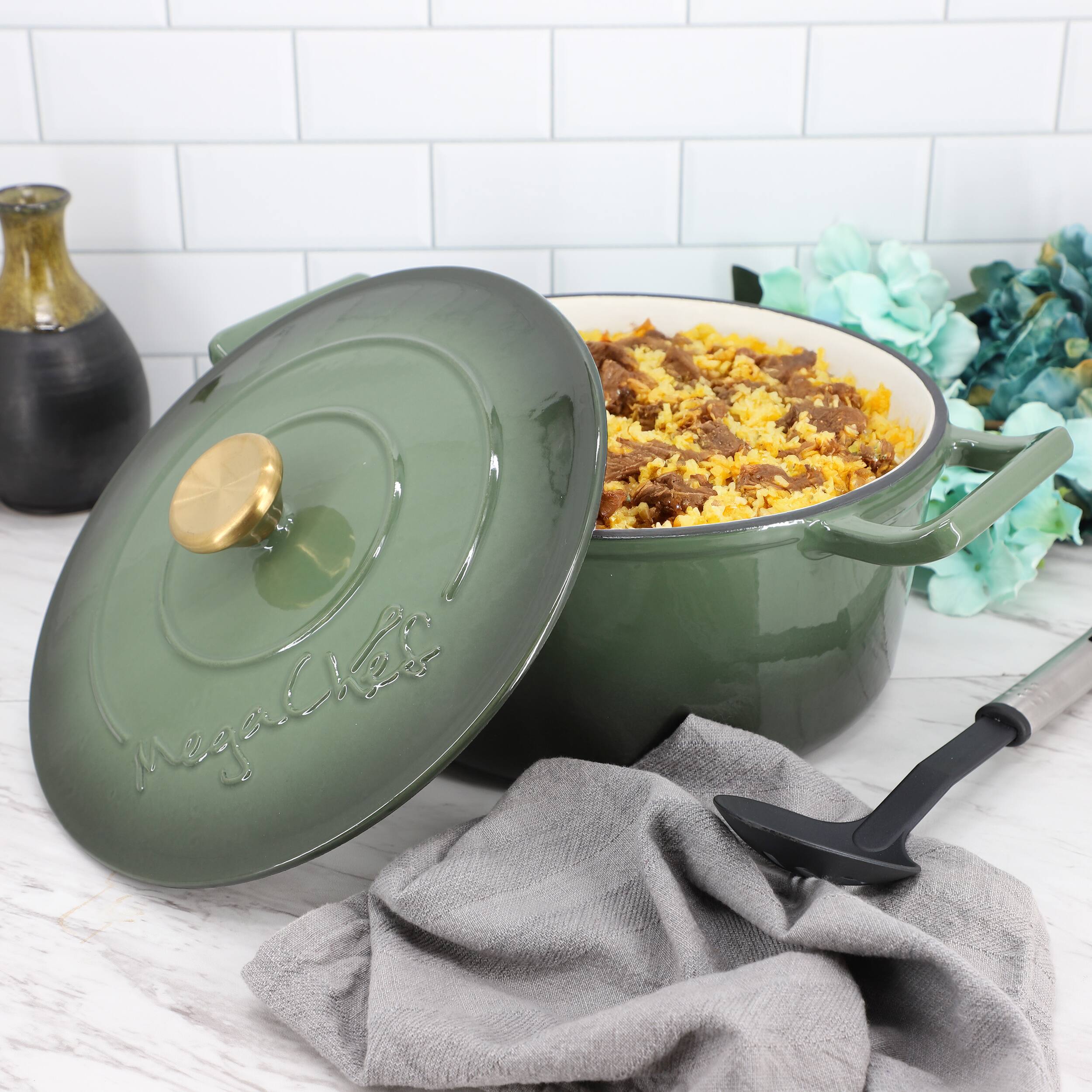 Mega Chef MegaChef 5.3 Quarts Round Enameled Cast Iron Casserole