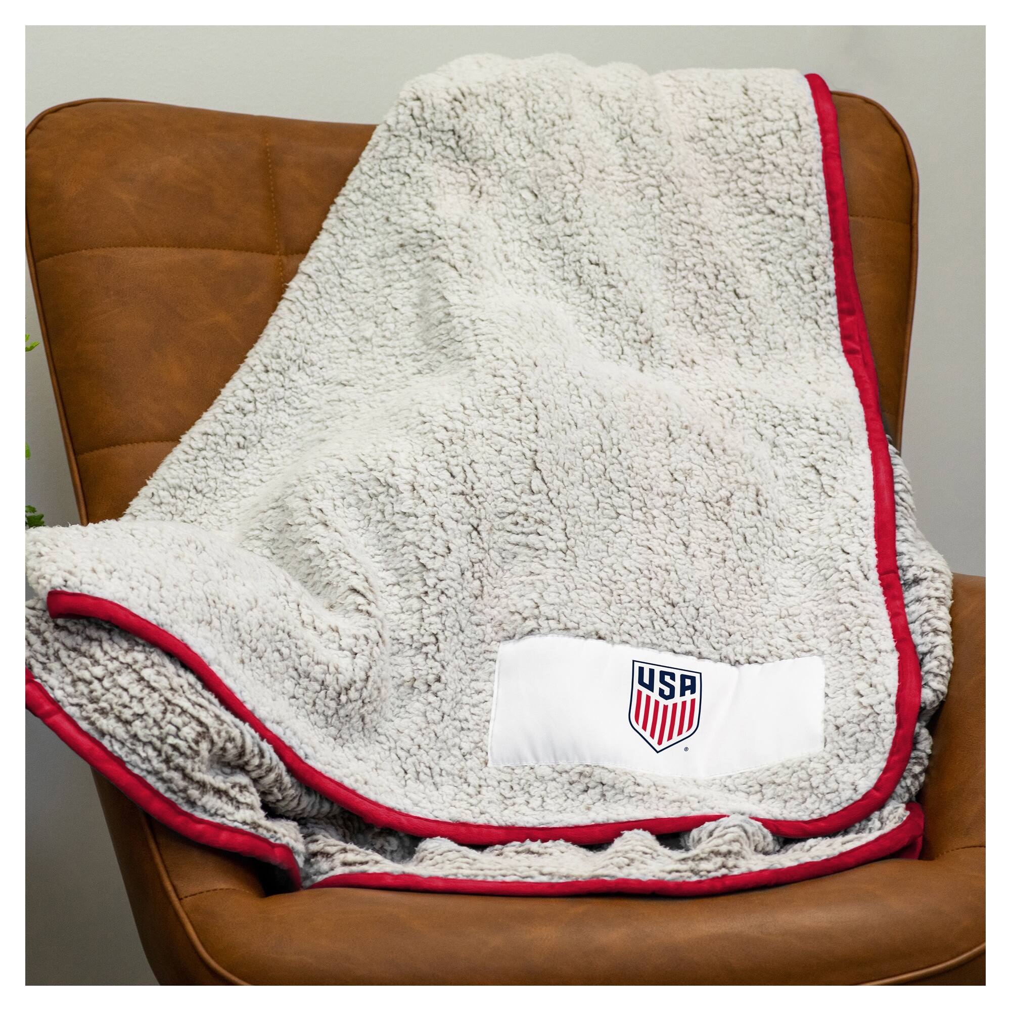 Alt View 3. Logo Brands - USMNT 60'' x 50'' Frosty Fleece Blanket - Multicolor.
