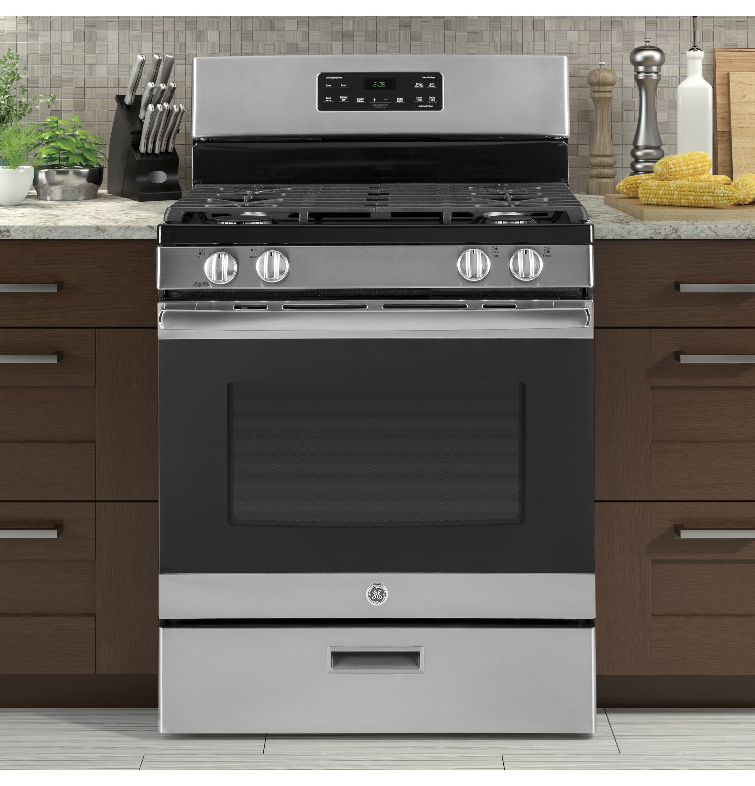 Best Buy GE 5.0 Cu. Ft. Freestanding Gas Range Stainless steel JGBS62REKSS