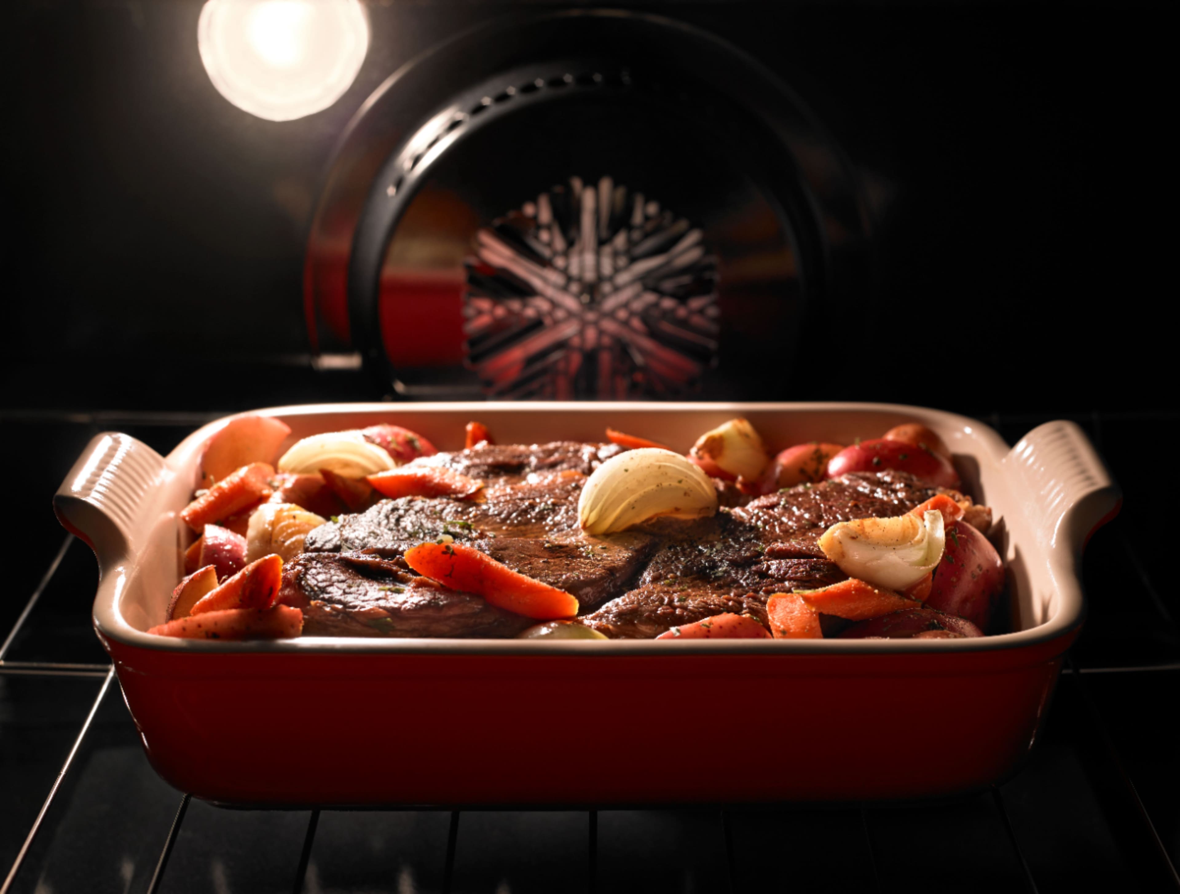 Alt View 19. Maytag - 6.0 Cu. Ft. Self-Cleaning Freestanding Fingerprint Resistant Double Oven Gas Convection Range - Stainless steel.