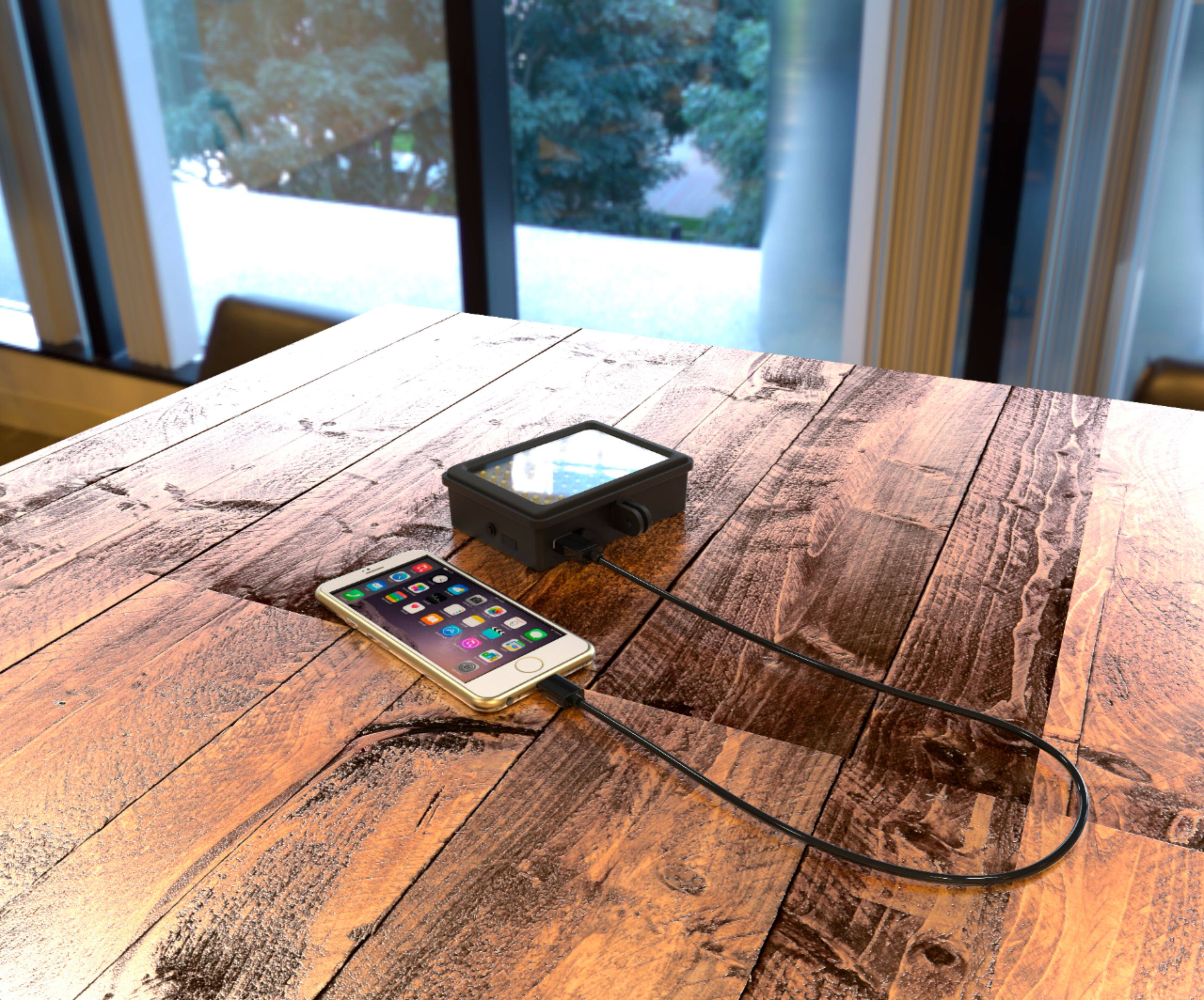 Digipower Waterresistant Professional Video Light with Builtin Power