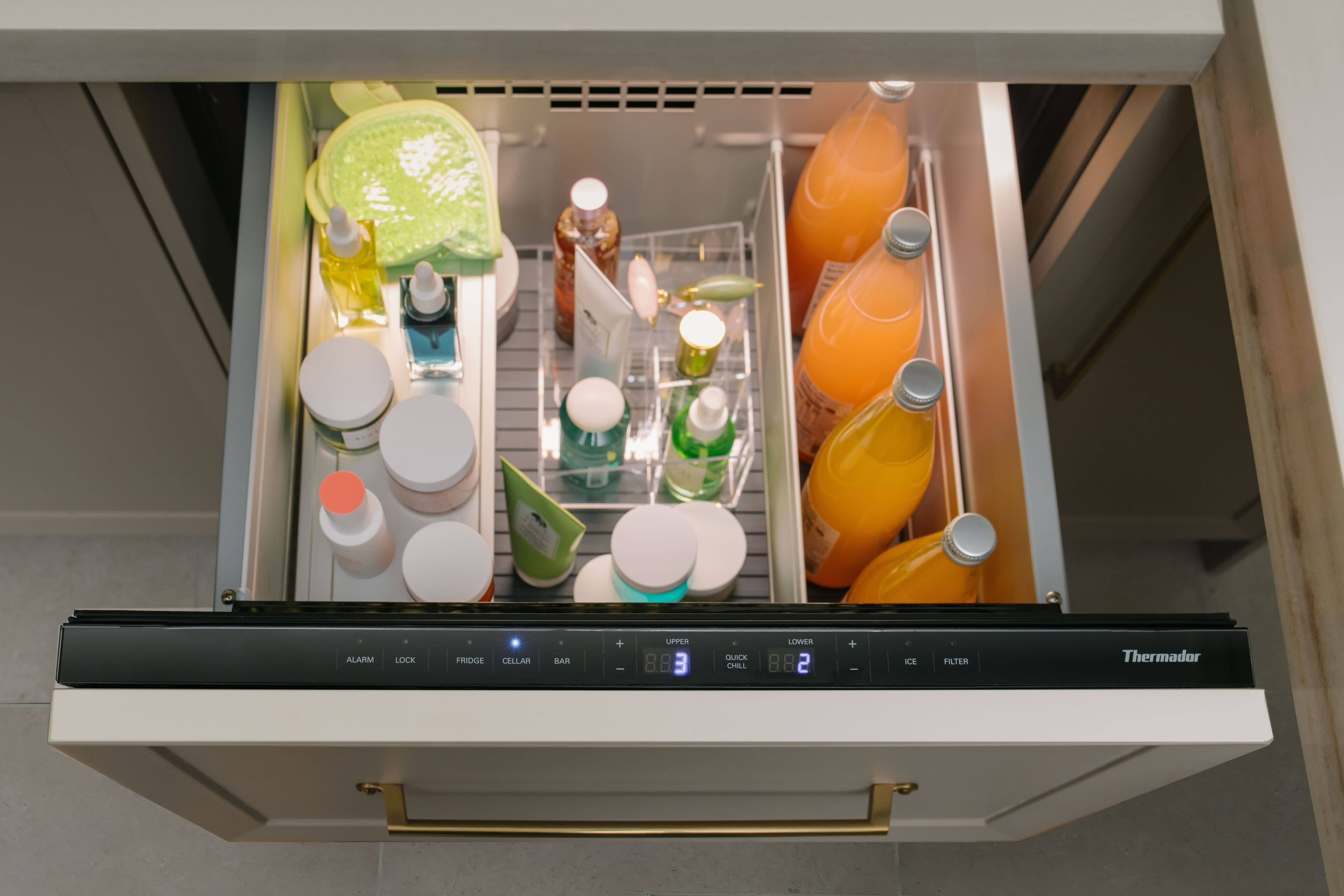 Thermador 5.0 Cu. Ft. BuiltIn Mini Fridge Custom Panel Ready