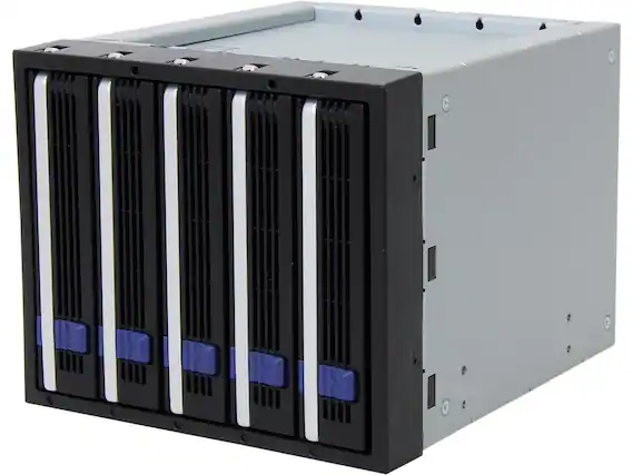 Front. Icy Dock - Icy Dock MB155SP-B | 5x3.5" in 3x5.25" Hot Swap SATA HDD Cage | FatCage.