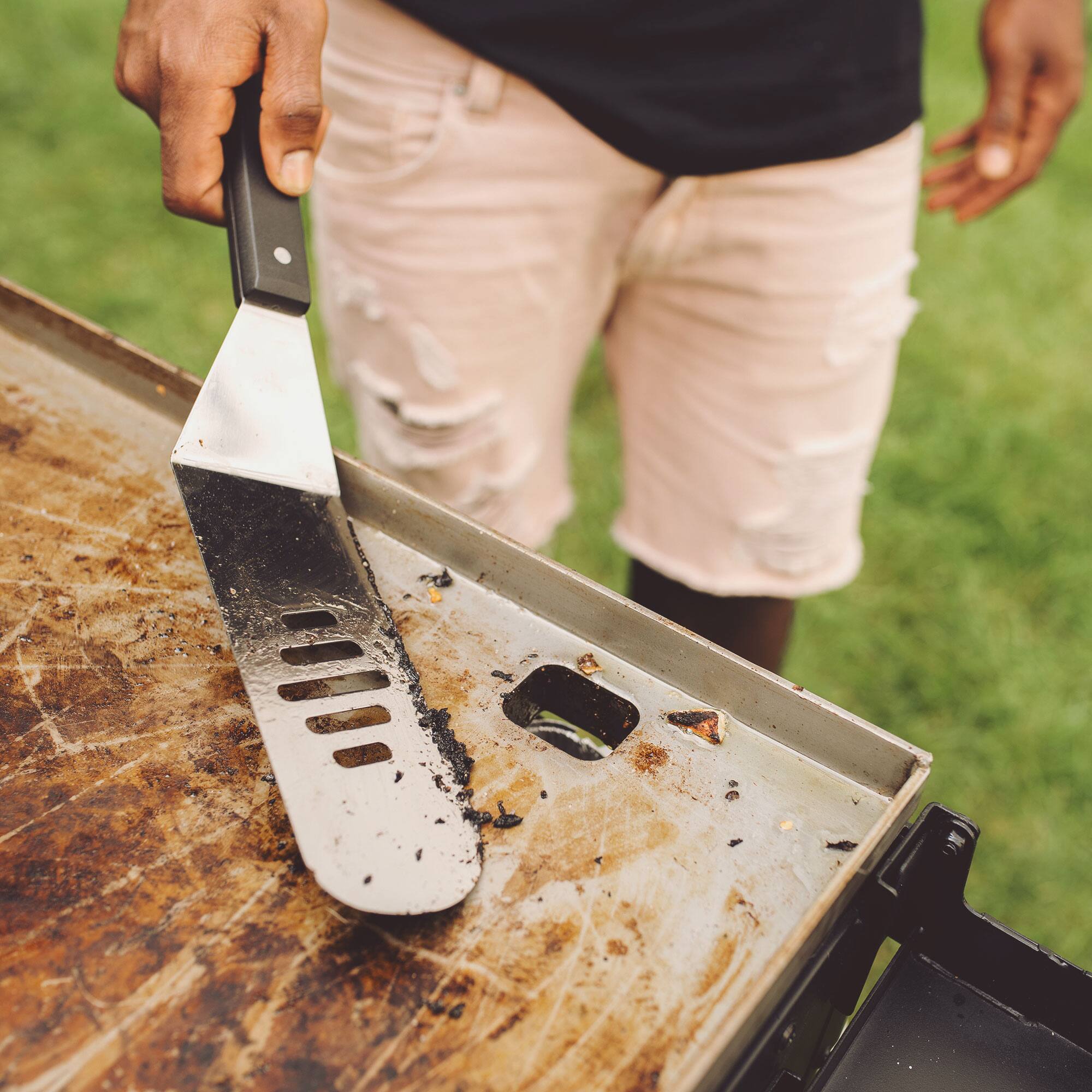 Alt View 2. Razor - Razor 34.5" 3 Burner Portable Tabletop Griddle for Backyard Cooking and Camping - Black.