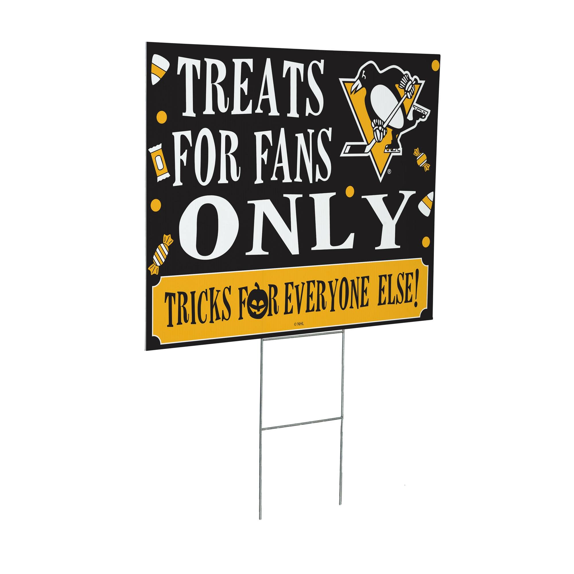 TREATS FOR FANS ONLY  
TRICKS FOR EVERYONE ELSE!