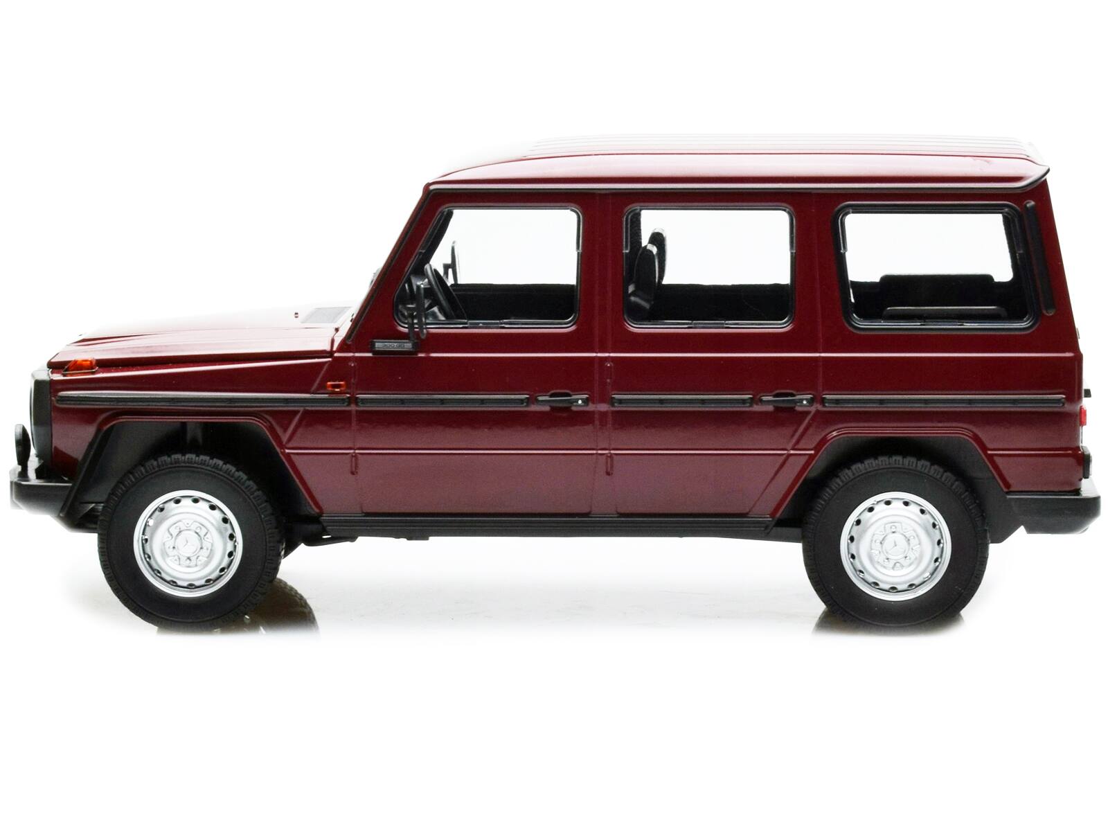 Angle. Minichamps - 1980 Mercedes-Benz G-Model (LWB) Dark Red with Black Stripes Limited Edition to 402 pieces Worldwide 1/18 & - Dark Red with Black.